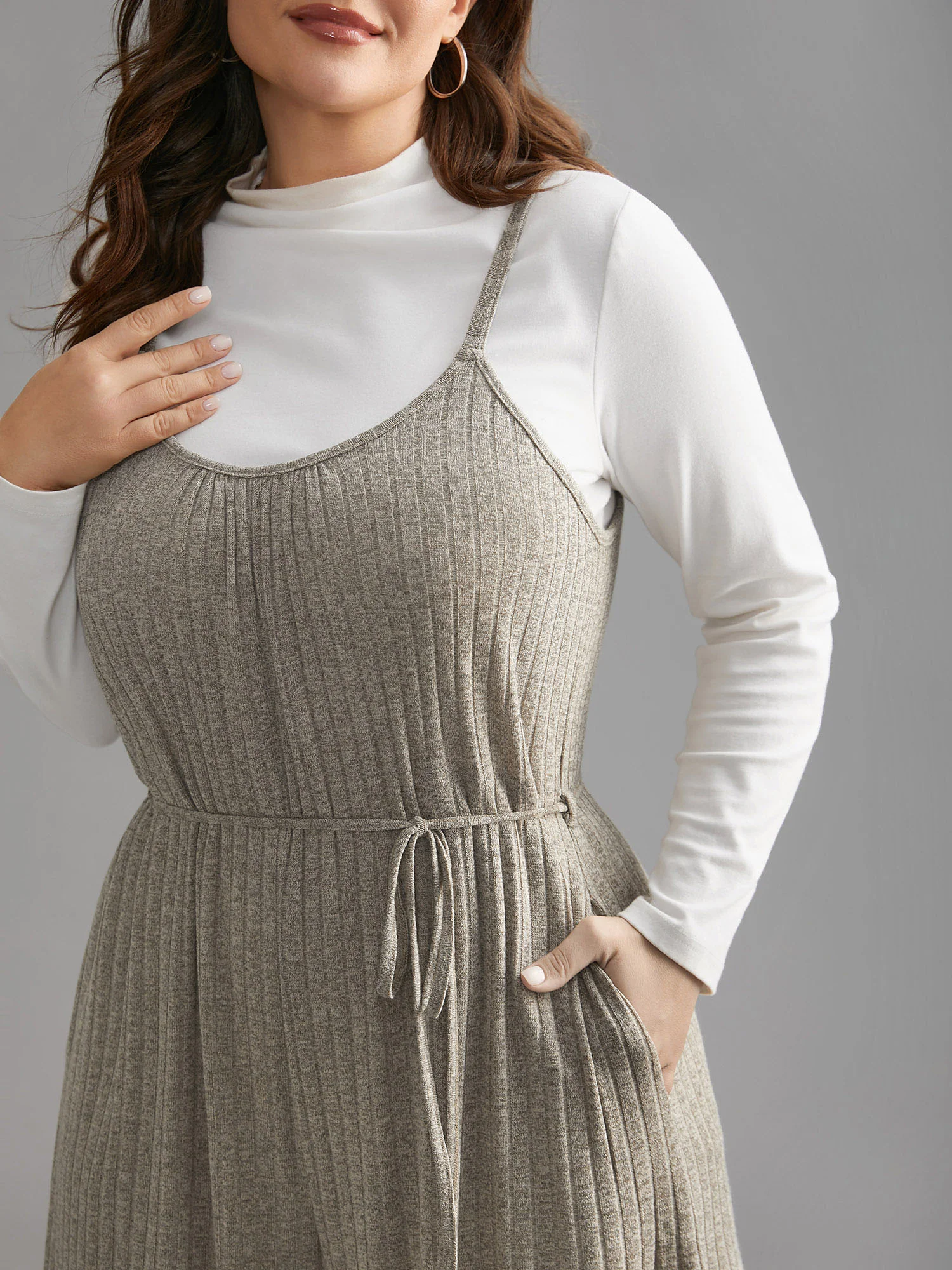 Textured Waist-Tie Pockets Jumpsuit - Image 2