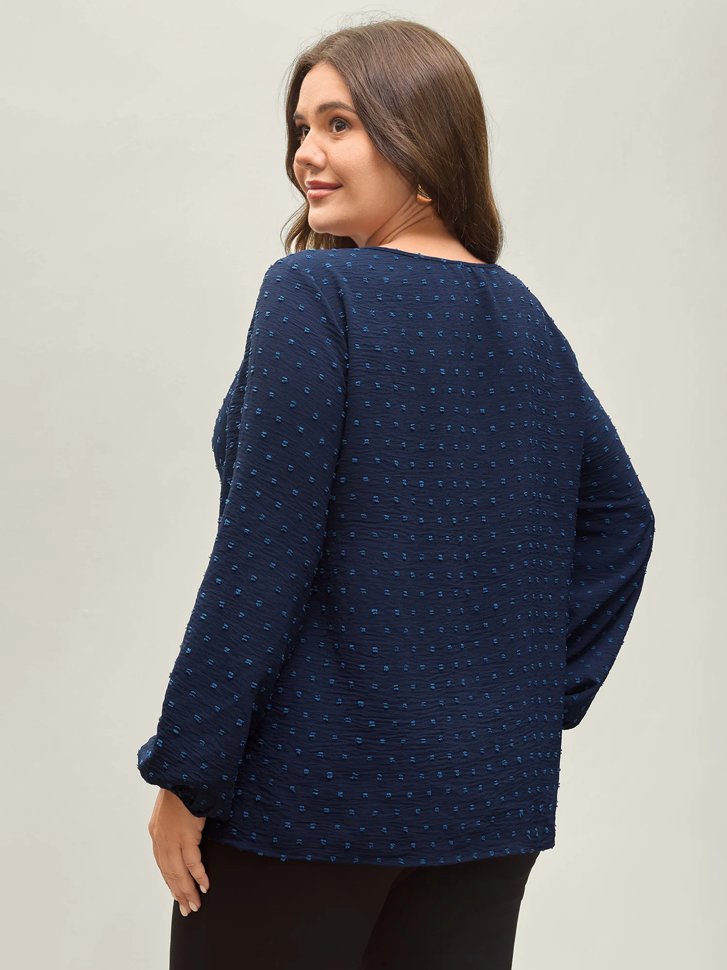 Textured Wavy Detail Puffy Sleeve Blouse - Image 4