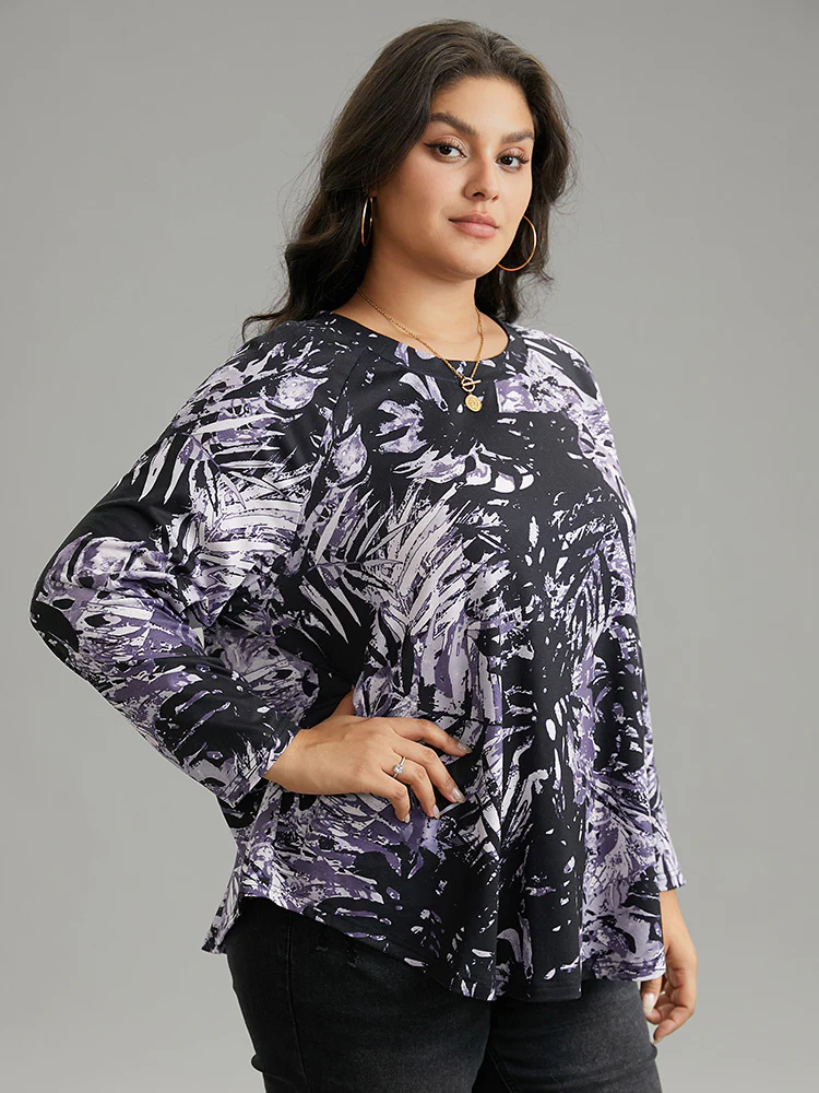 Tie Dye Curved Hem T-shirt - Image 3