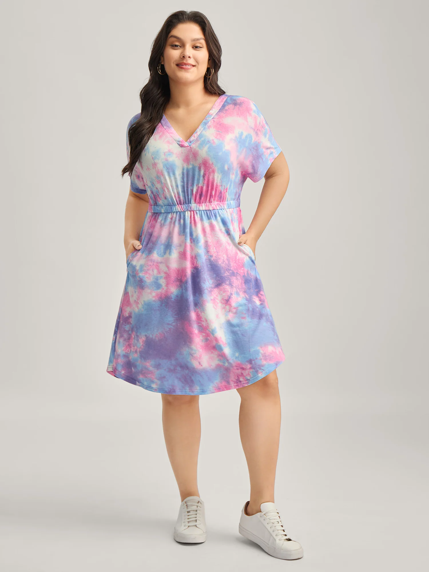 Tie-Dye Curvy Hem V-Neck Mini Dress - Image 3