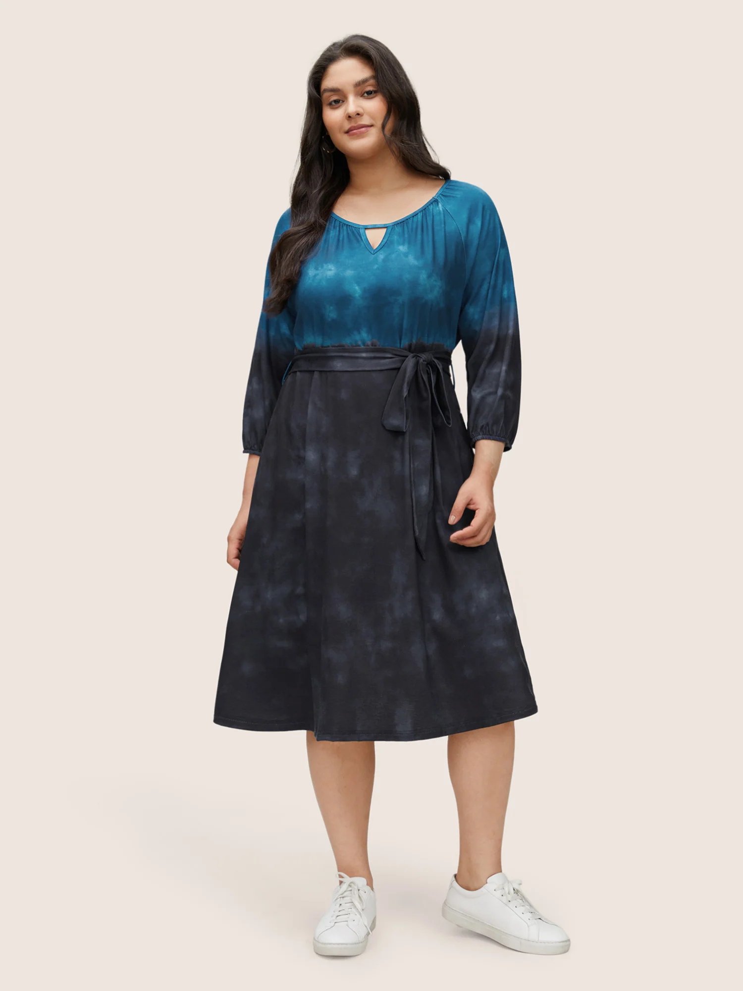 Tie Dye Cut Out Belted Elastic Cuffs Dress - Image 2