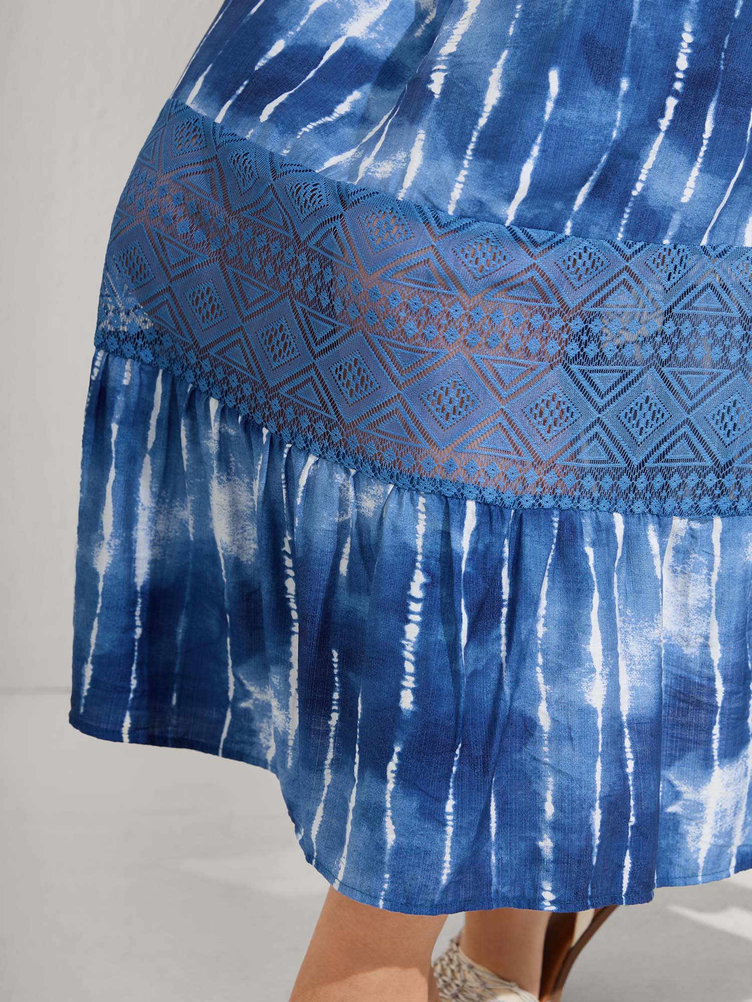 Tie-Dye Lace Trim Cami Midi Dress - Image 3