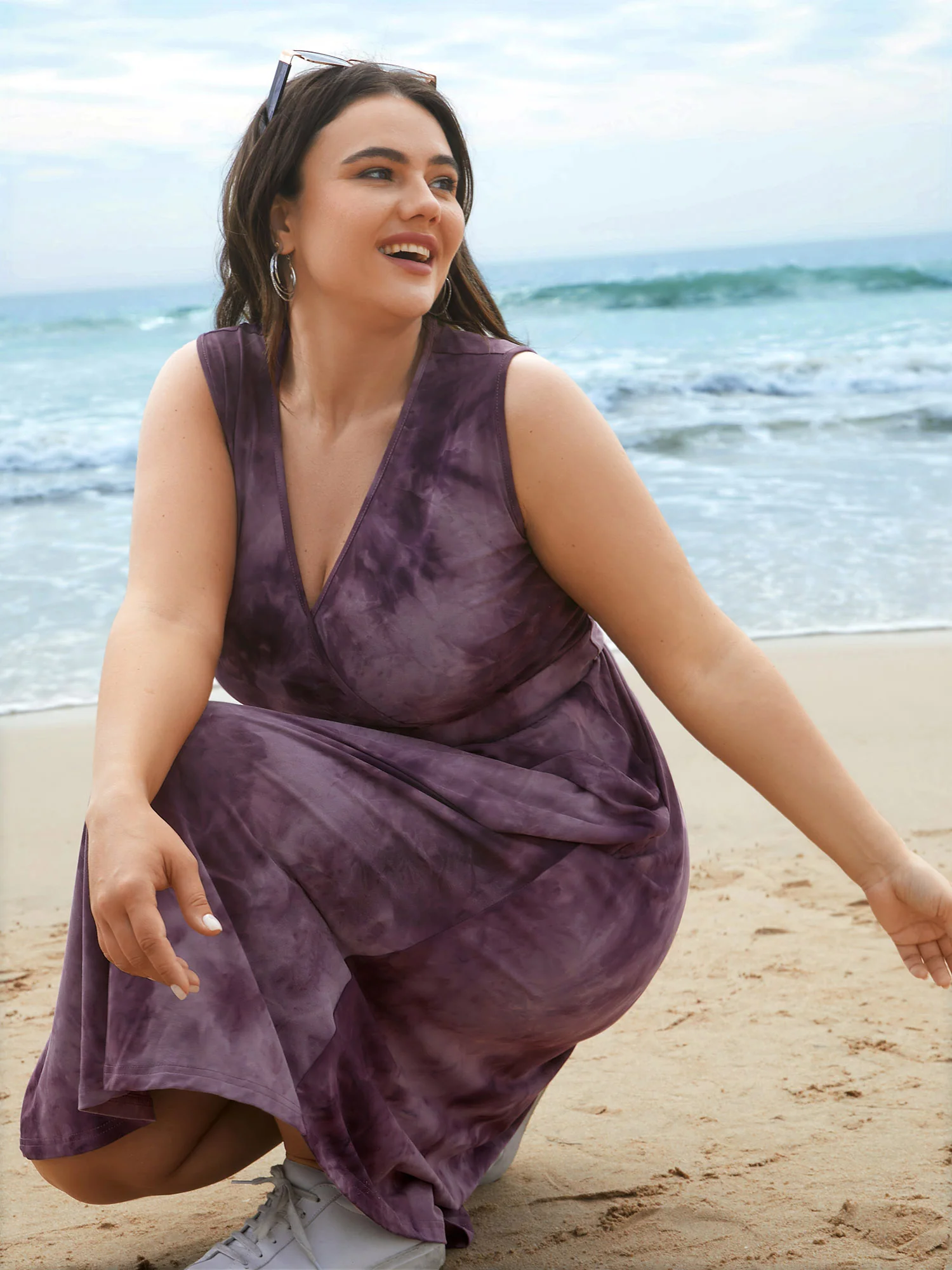 Tie-Dye Surplice Neck Curved Hem Midi Dress - Image 3