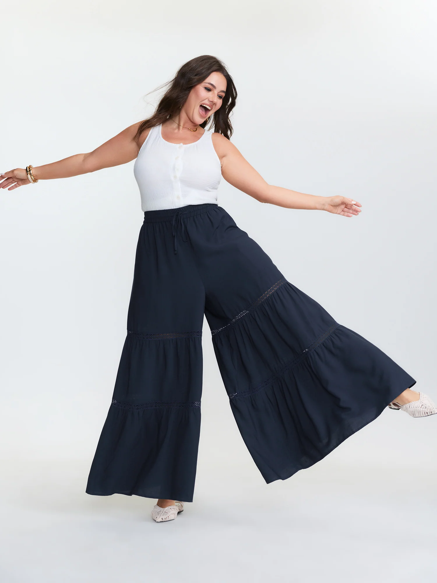 Tiered Spliced Drawstring Cut Out Flared Pants - Image 3