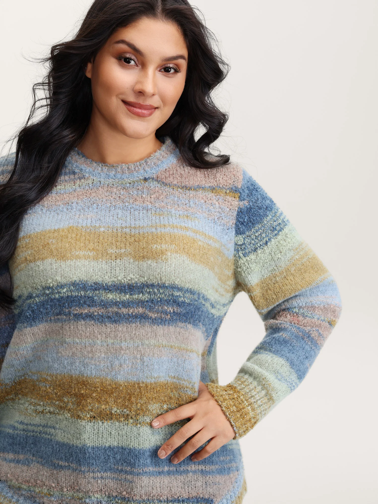 Tissue Textured Color Gradient Pullover - Image 2