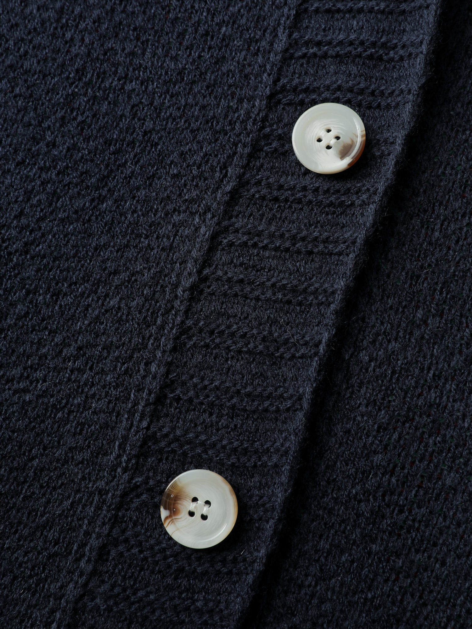 Tomato Chili Print Button Knit Cardigan - Image 6
