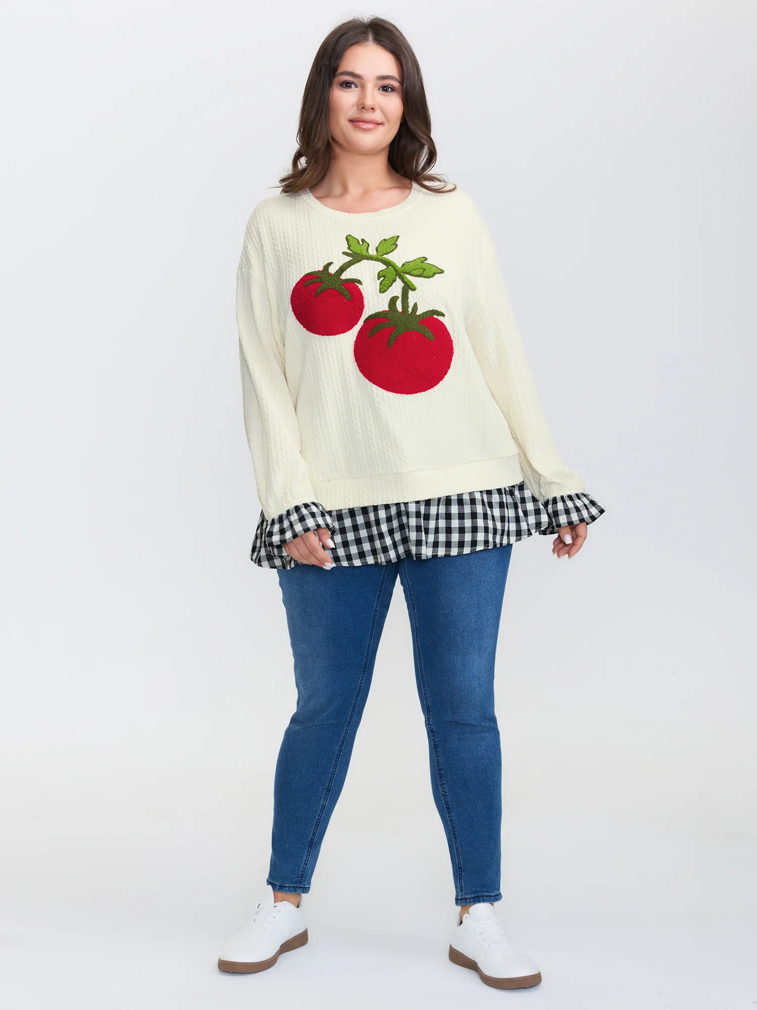 Tomato Embroidery Textured Contrast Sweatshirt - Image 3