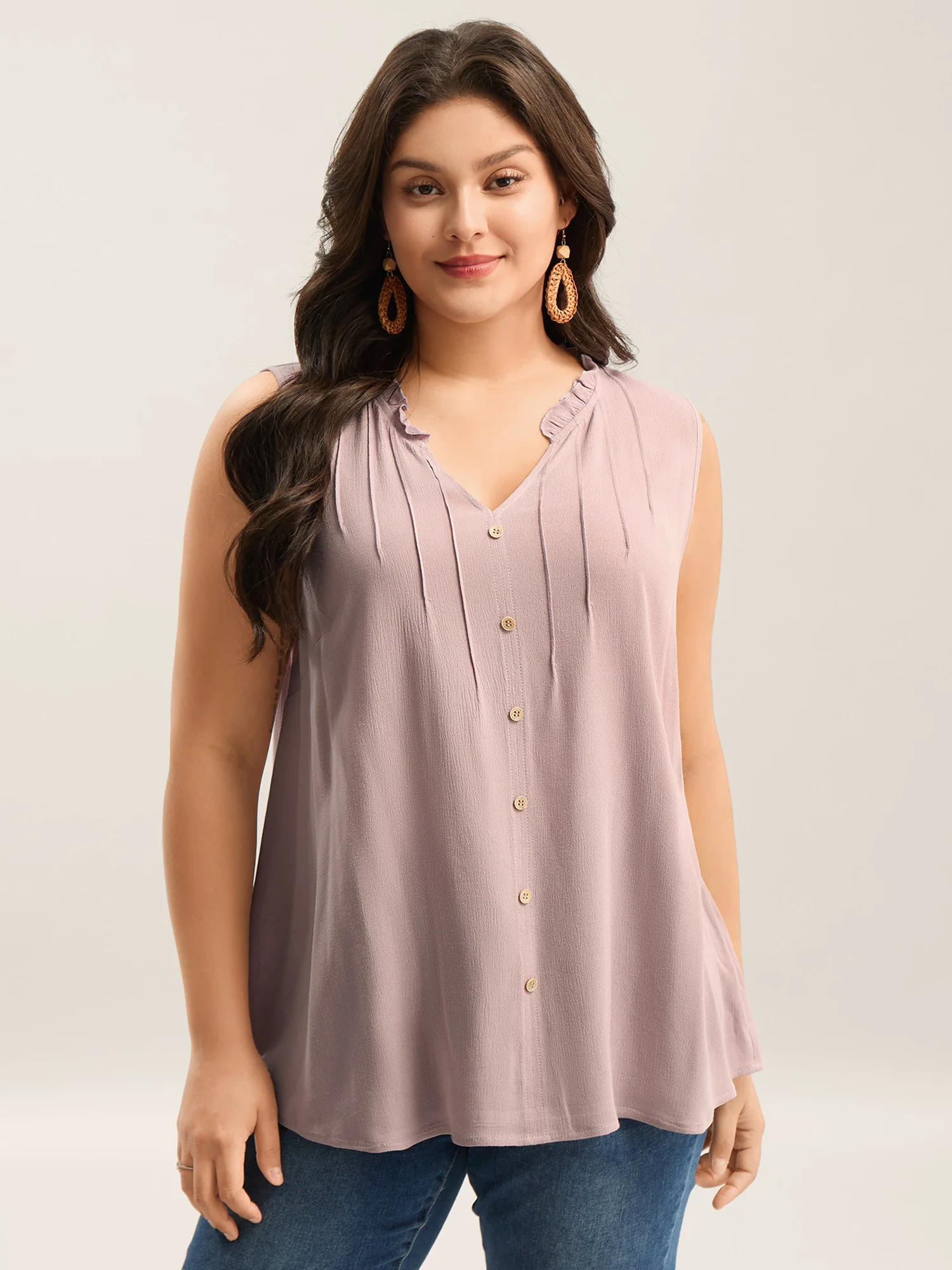 Toothpick Pleat Button Detail Sleeveless Top