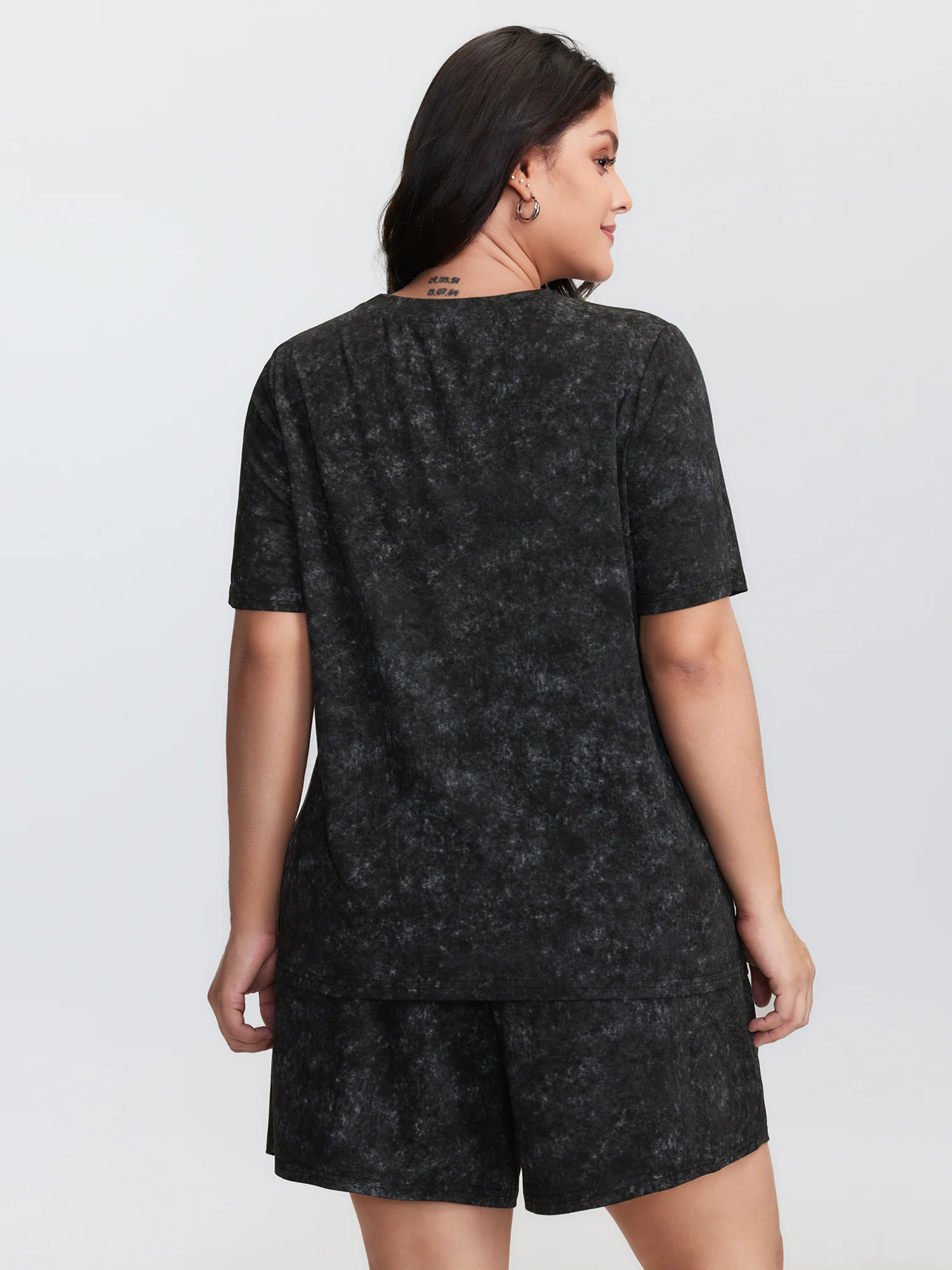 Touch-Down Round Neck Set - Image 9