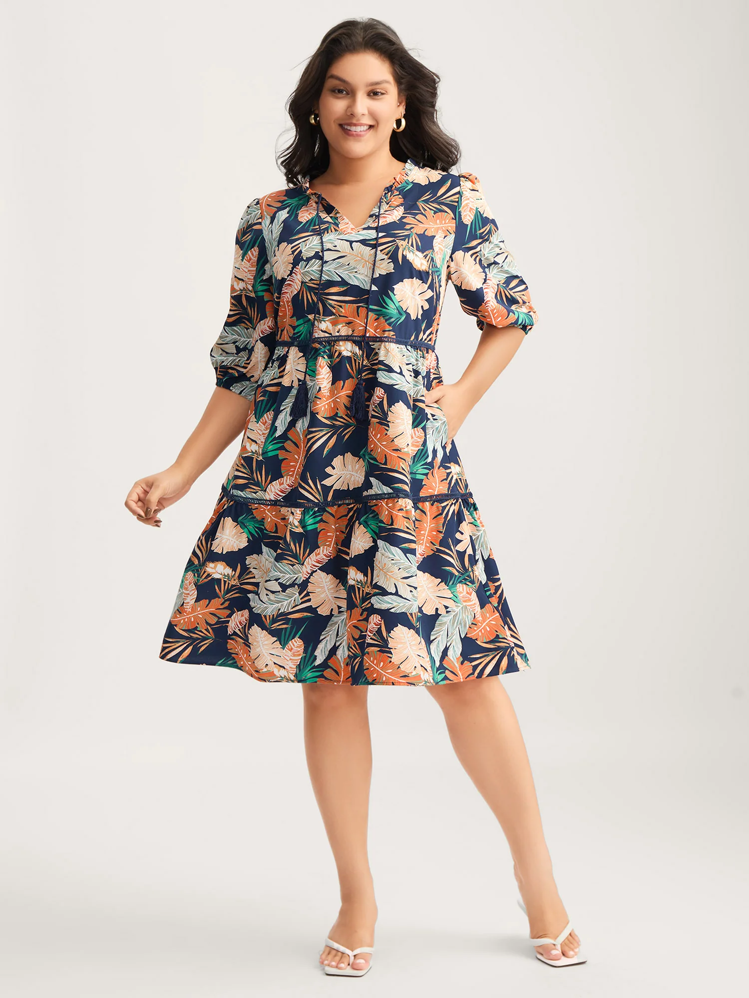 Tropical Leaf Print Lace Stretchy Midi Dress - Image 3