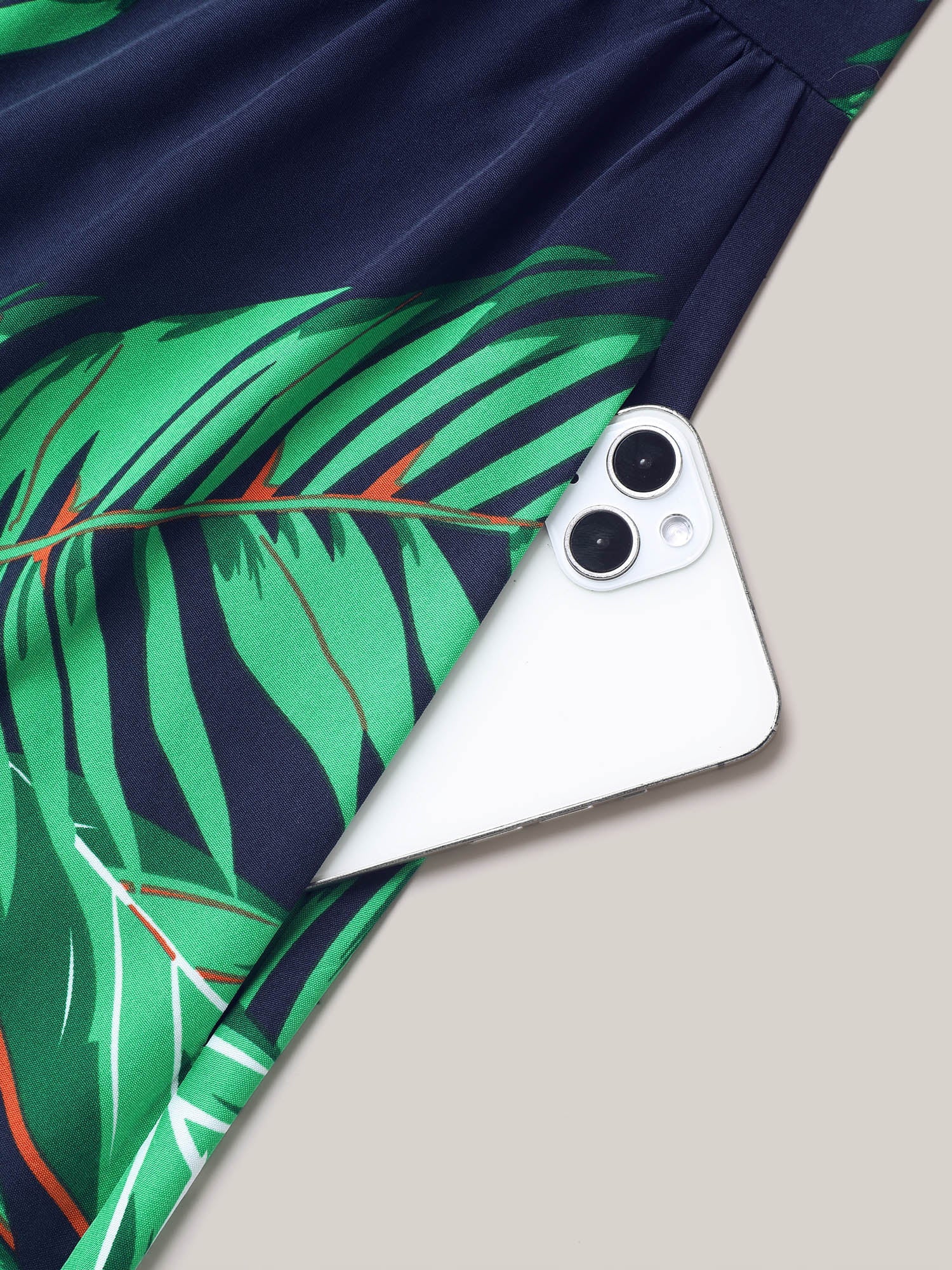 Tropical Leaf Print Surplice Neck Midi Dress - Image 6