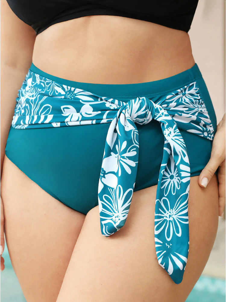 Tropical Patchwork Knotted Front Bikini Bottom - Image 4