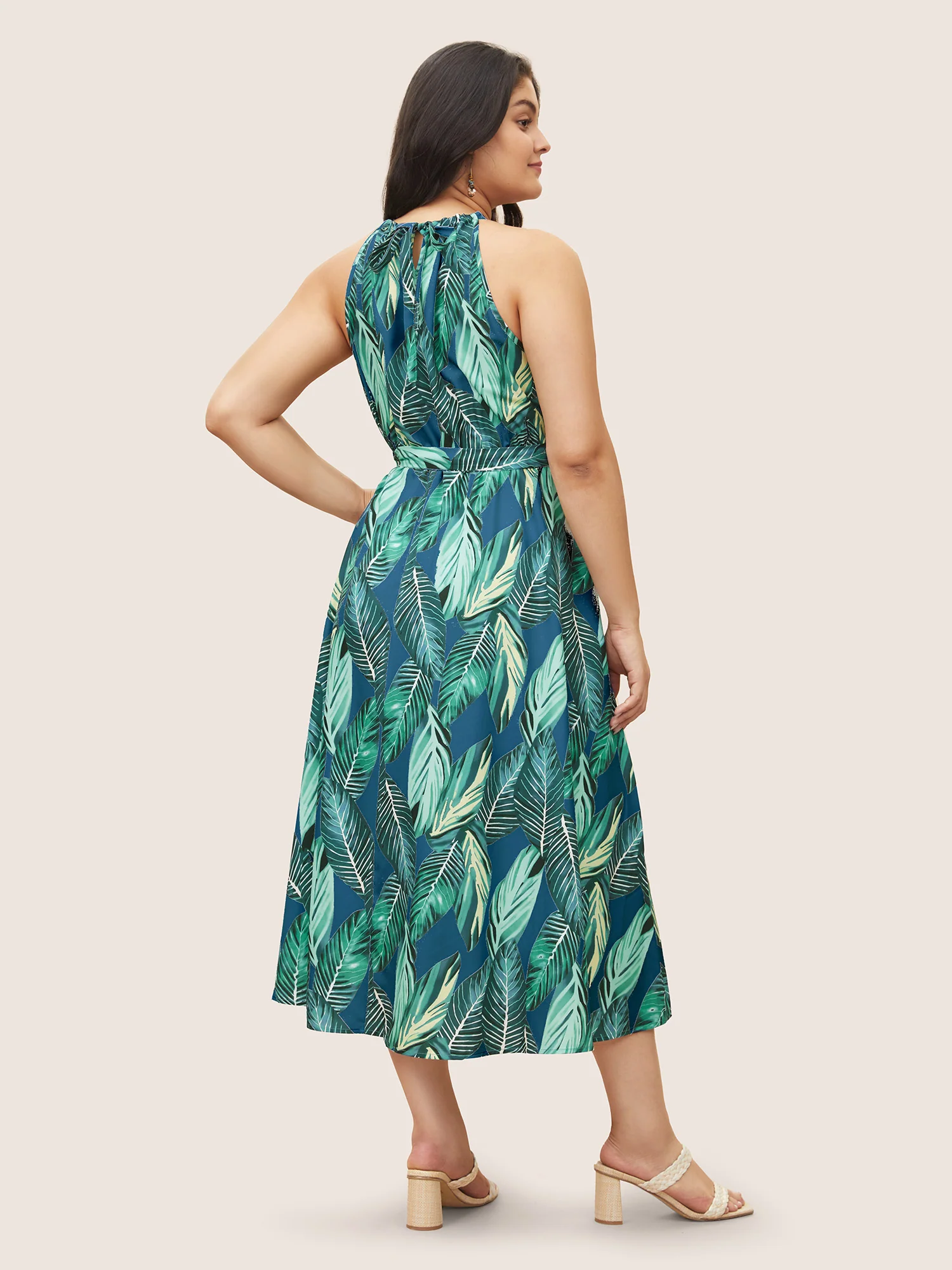 Tropical Print Knotted Pocket Ruffles Belted Halter Dress - Image 15