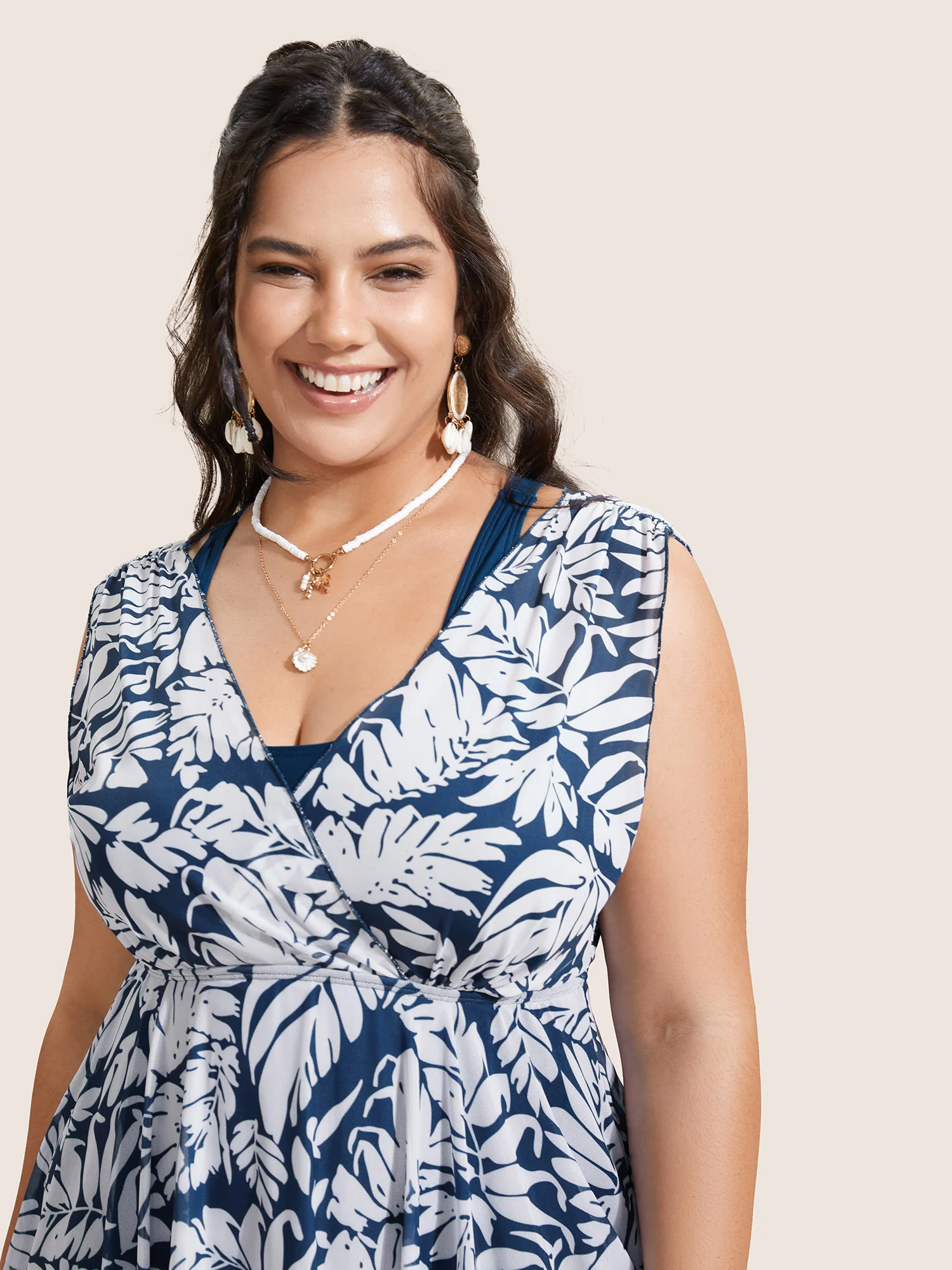 Tropical Print V Neck Sleeveless Swim Dress - Image 4