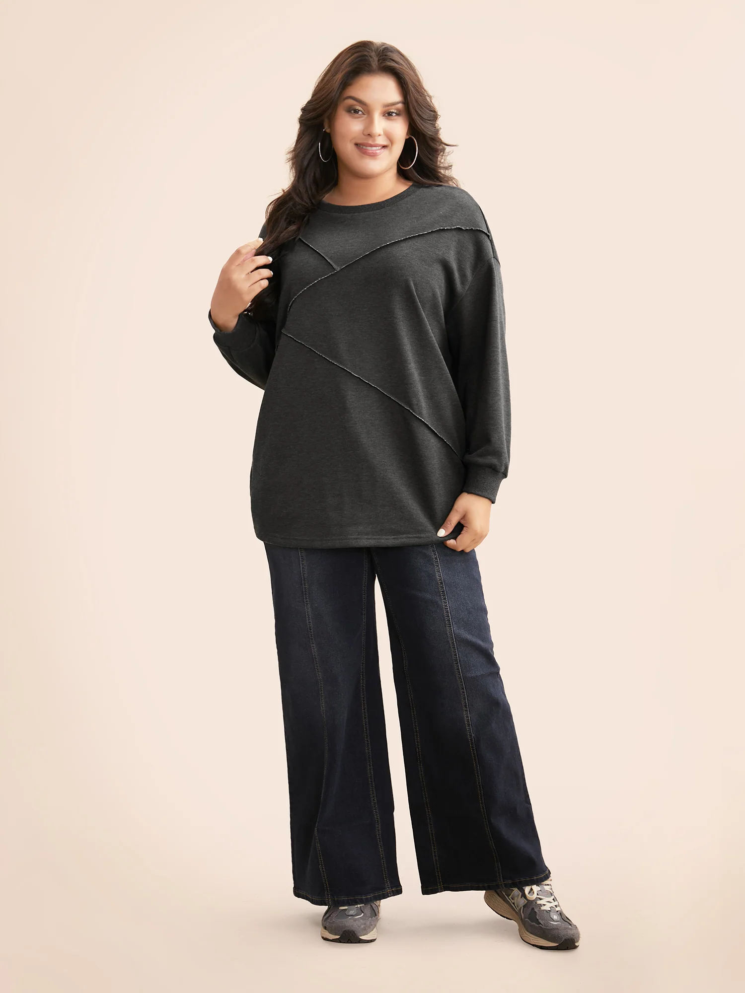 Tucked Seam Drop Shoulder Sleeve Sweatshirt - Image 2