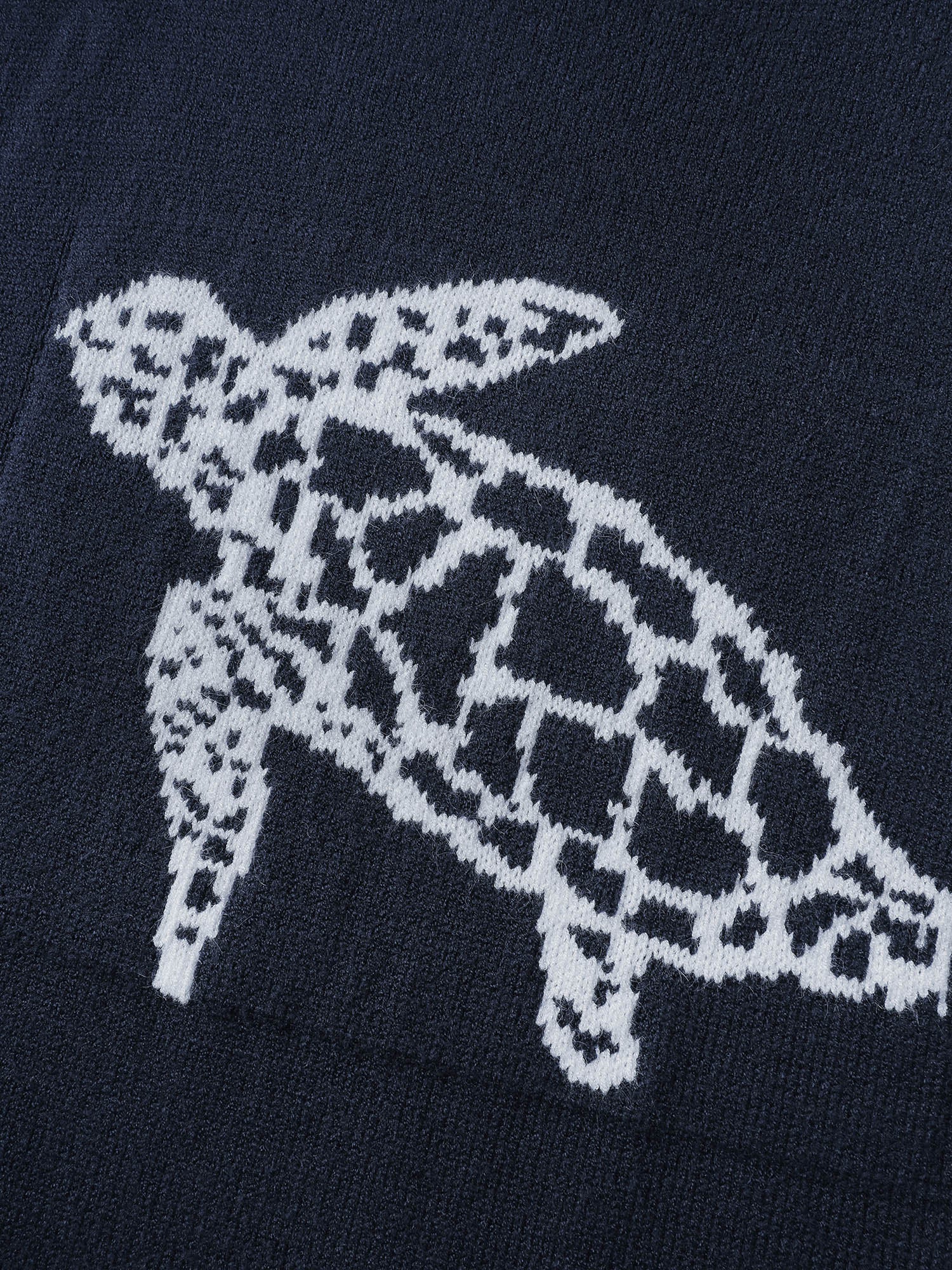 Supersoft Turtle Motif Slit Contrast Edge Pullover - Image 7