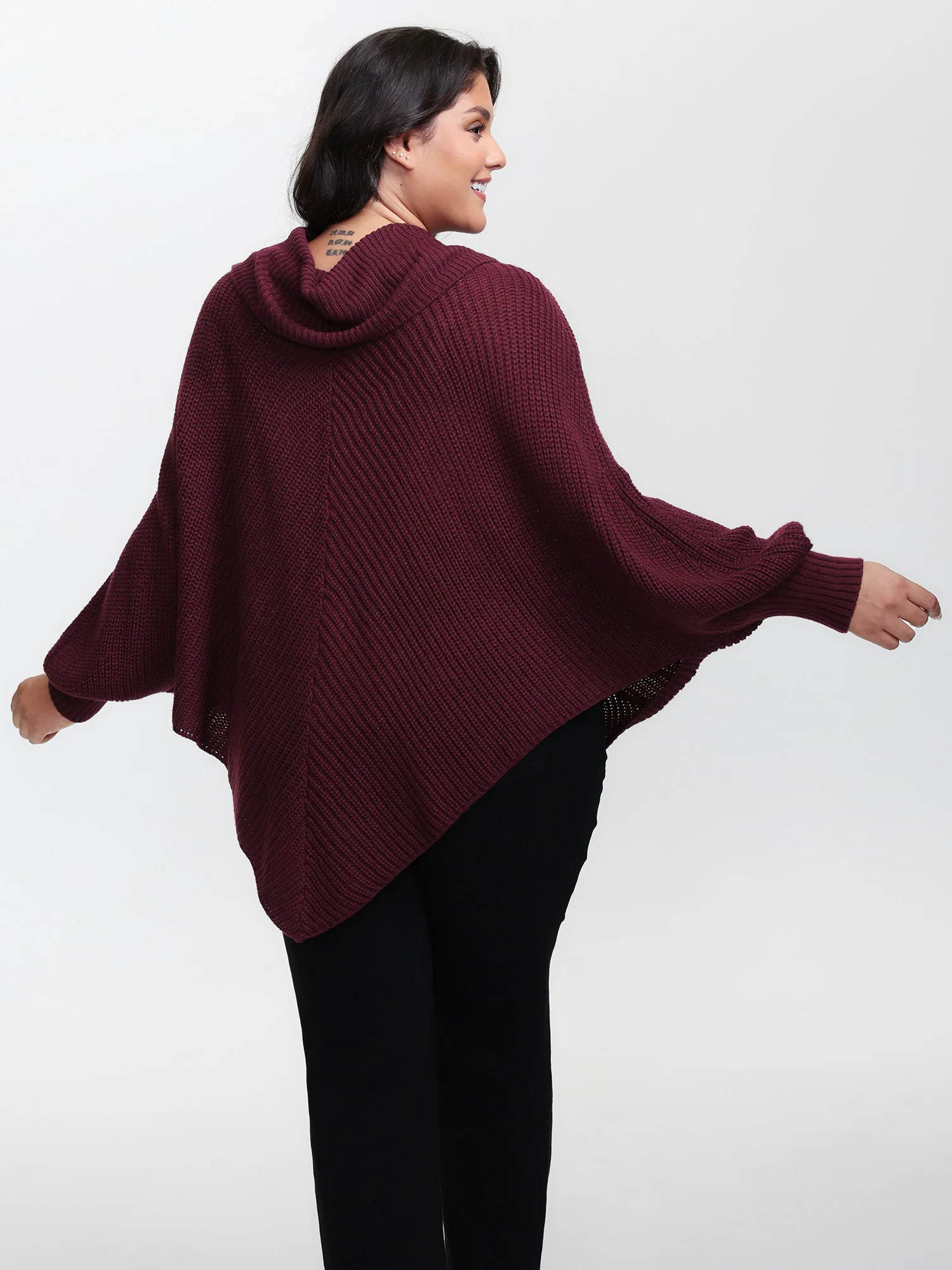 Turtle Neck Batwing Sleeve Asymmetrical Hem Pullover - Image 5