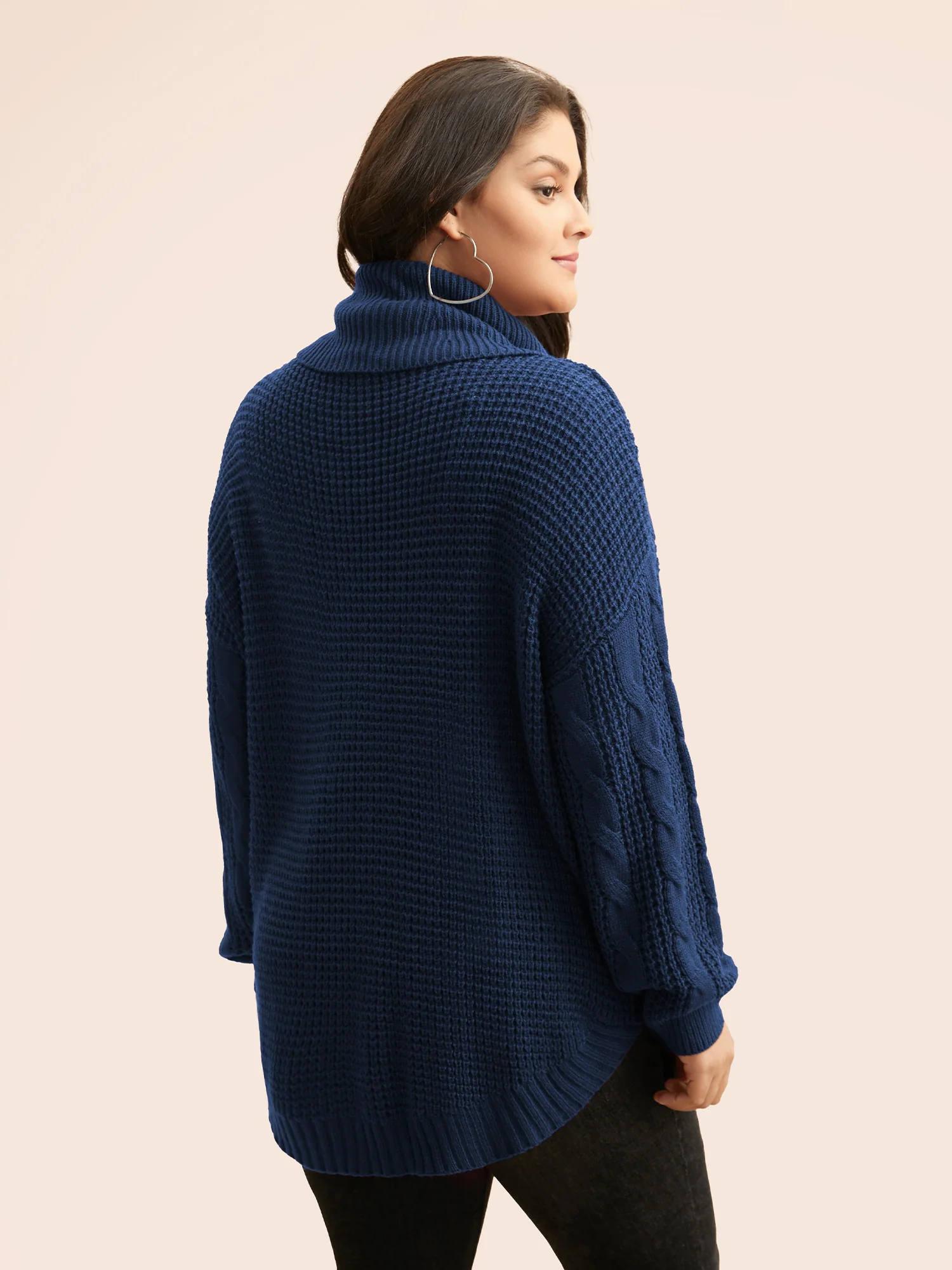 Turtleneck Cable Knit Curved Hem Pullover - Image 10