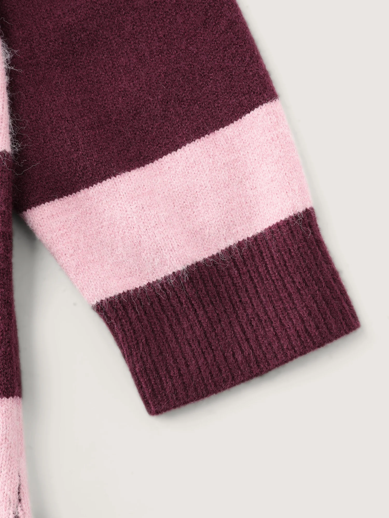 Turtleneck Colorblock Drop Shoulder Pullover - Image 5