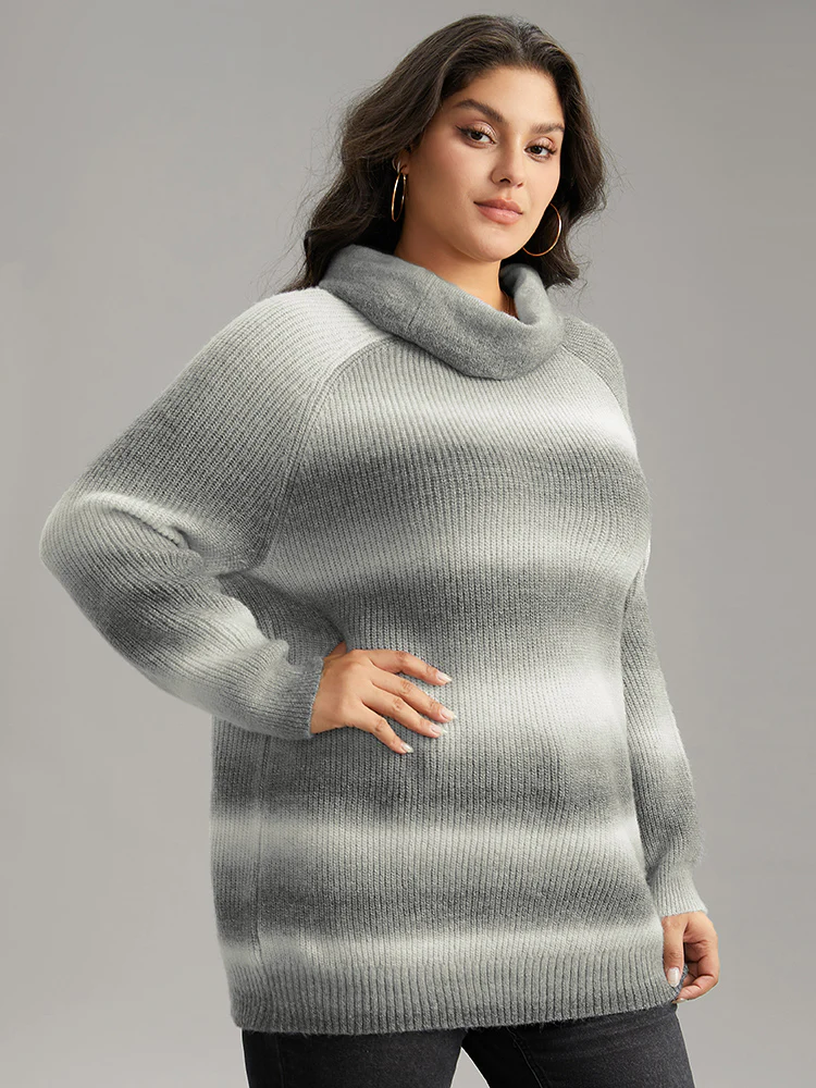 Turtleneck Ombre Heather Raglan Sleeve Pullover - Image 4