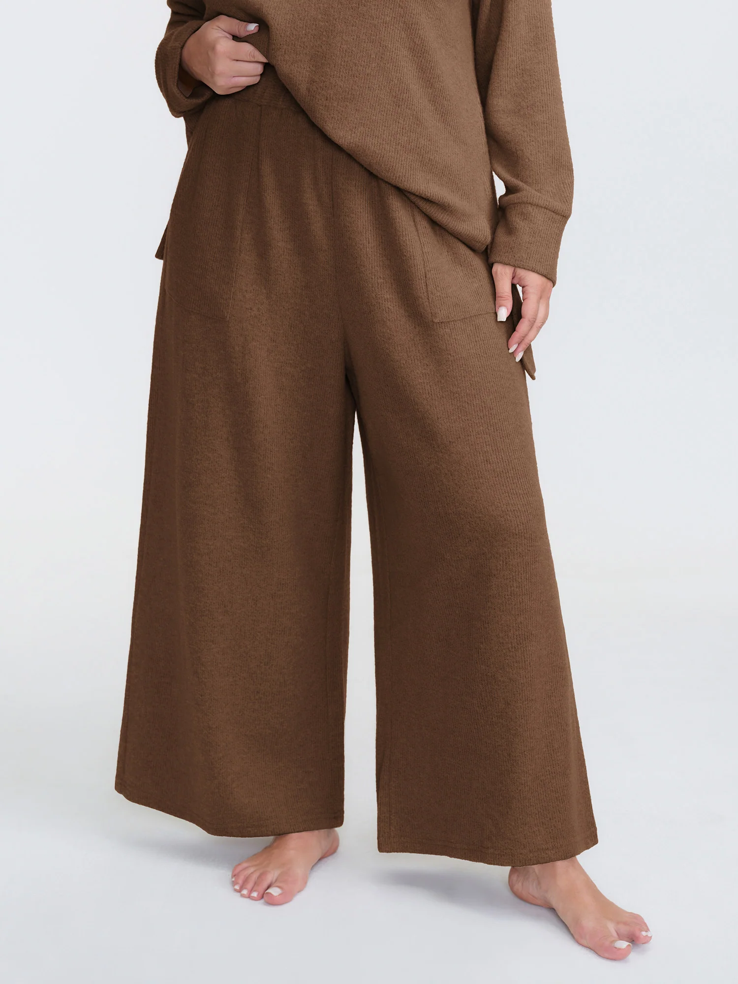 Turtleneck Snuggle-Worthy Loungewear Set - Image 18