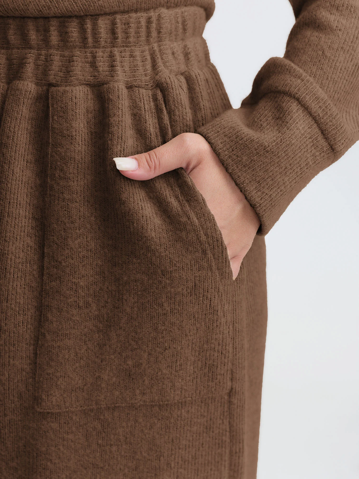 Turtleneck Snuggle-Worthy Loungewear Set - Image 19