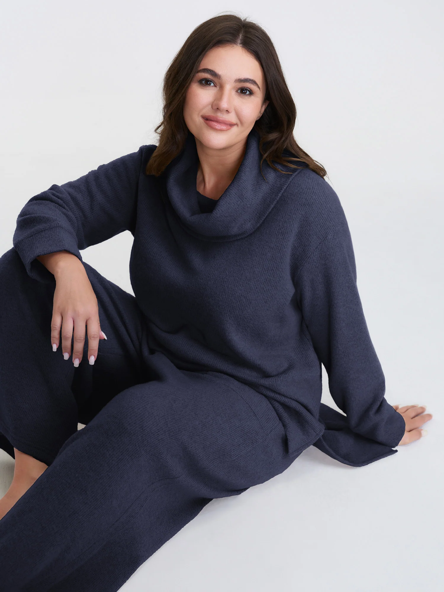 Turtleneck Snuggle-Worthy Loungewear Set - Image 22
