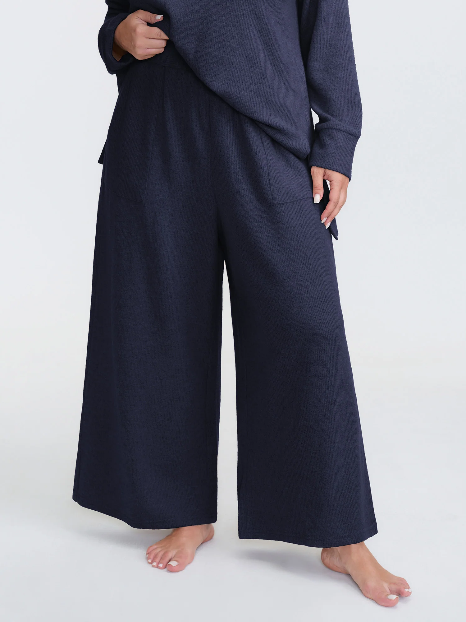 Turtleneck Snuggle-Worthy Loungewear Set - Image 25
