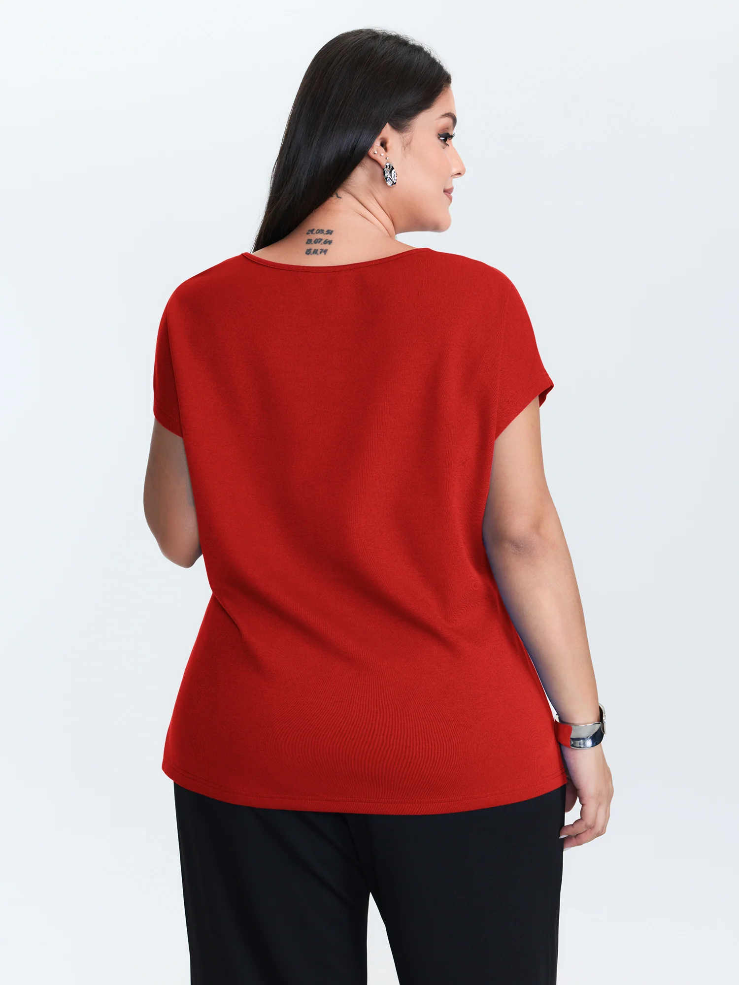 Twist-Front Boat Neckline Plain Knit Top - Image 11