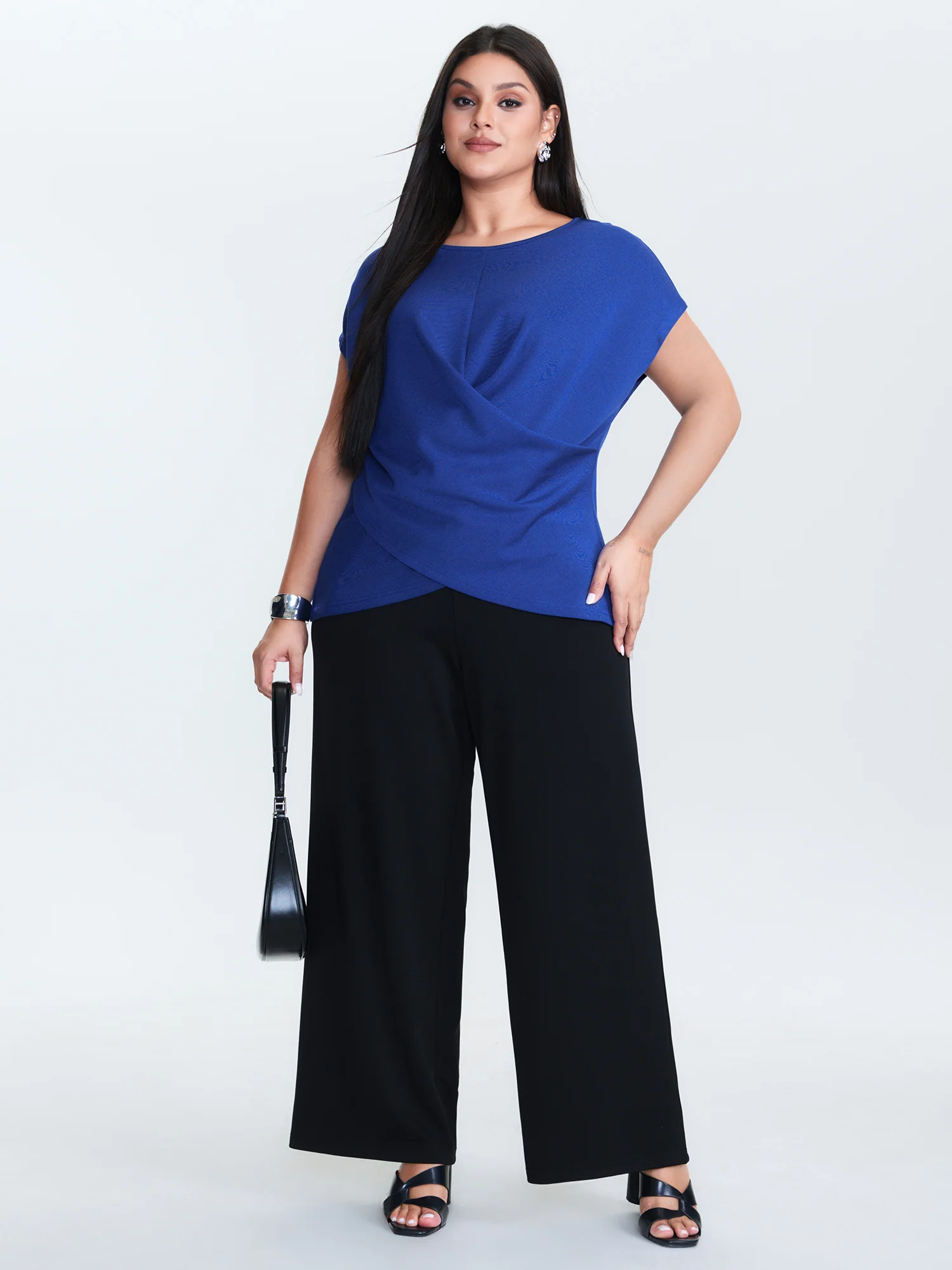 Twist-Front Boat Neckline Plain Knit Top - Image 3