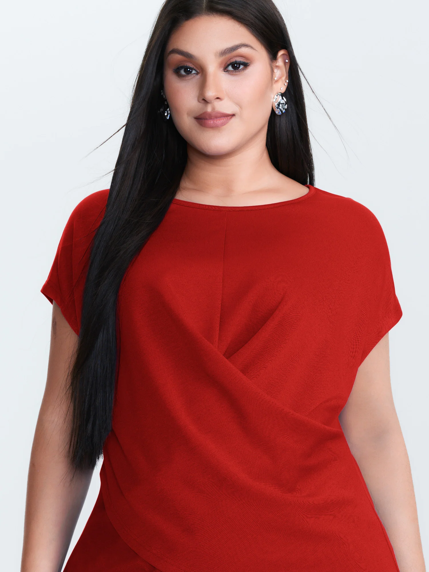 Twist-Front Boat Neckline Plain Knit Top - Image 9
