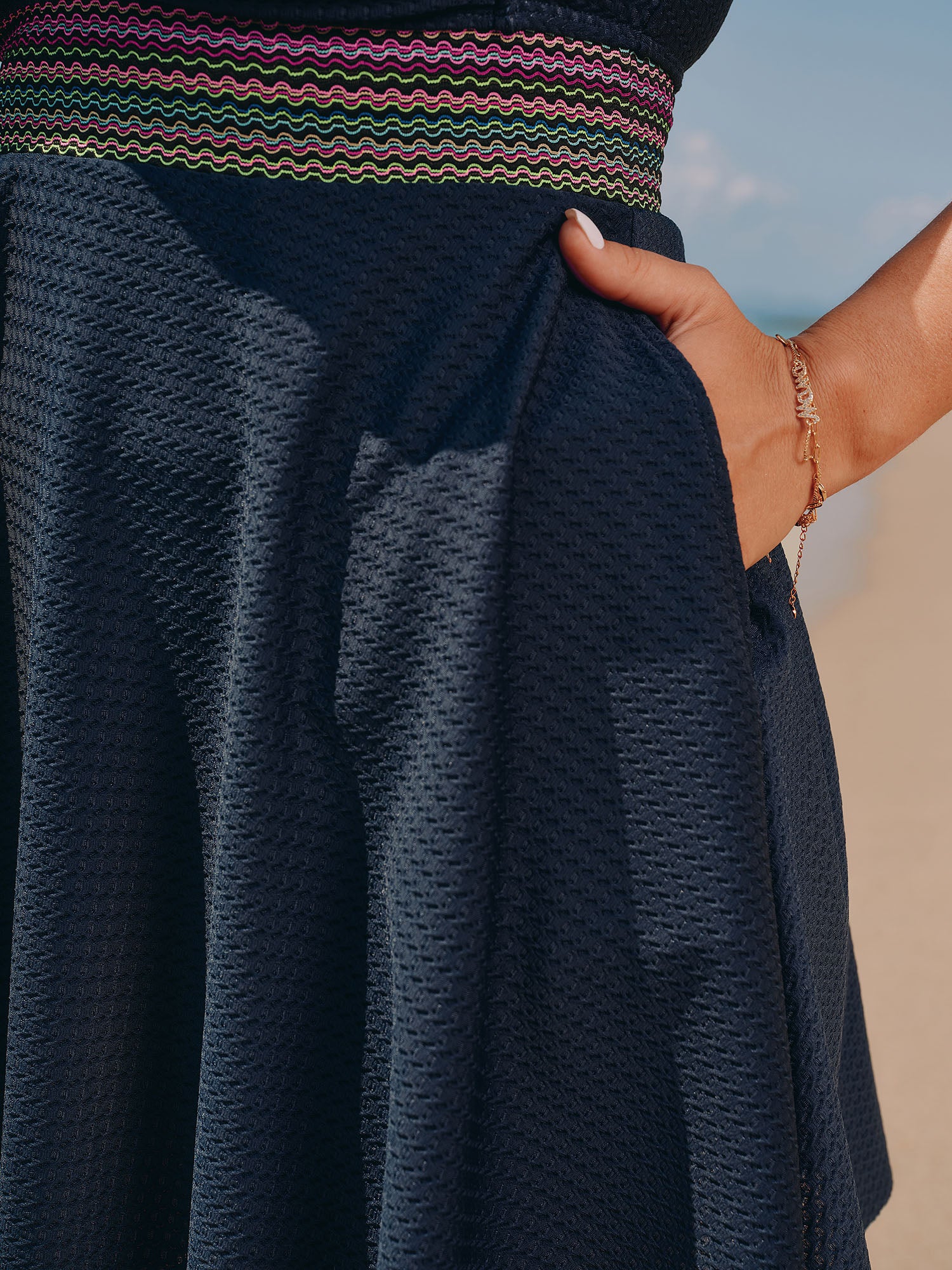 Twist Front Pockets Contrast Swim Dress - Image 4