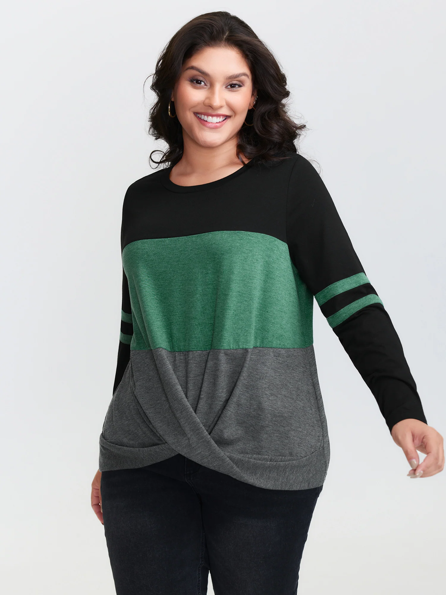 Twisted Hem Colorblock Heather T-Shirt - Image 2