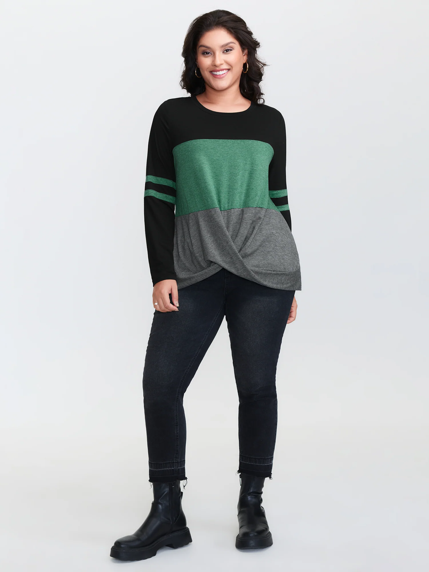 Twisted Hem Colorblock Heather T-Shirt - Image 3