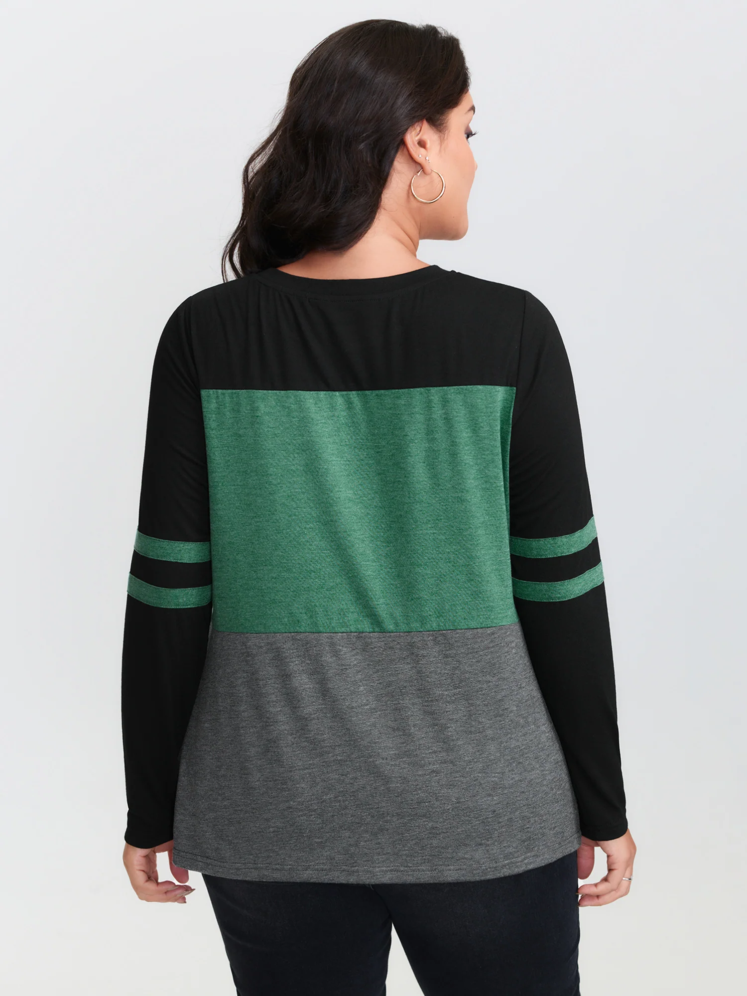 Twisted Hem Colorblock Heather T-Shirt - Image 5