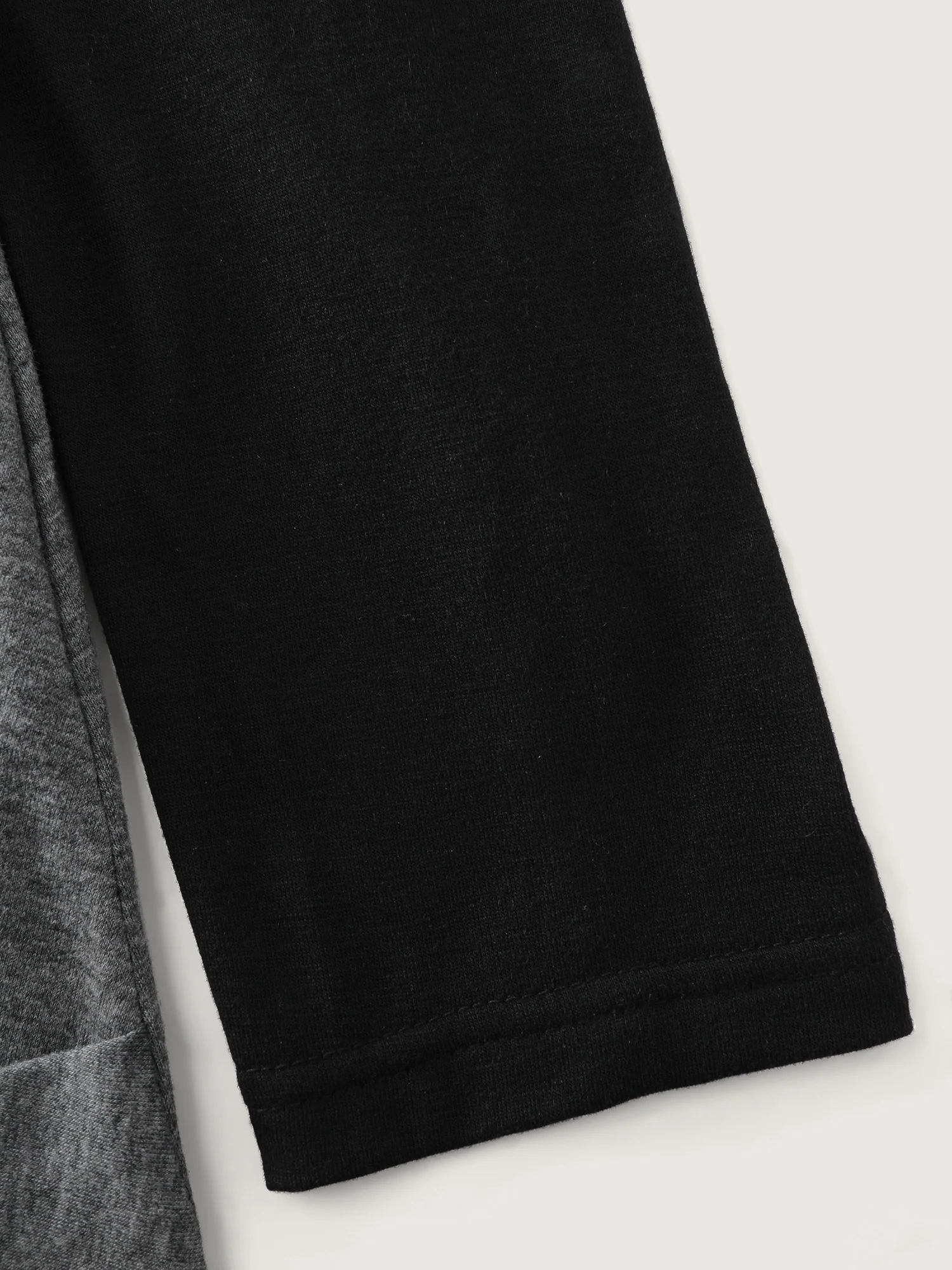 Twisted Hem Colorblock Heather T-Shirt - Image 6
