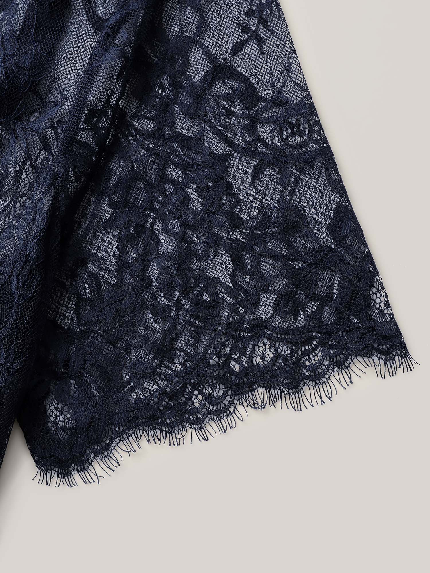 Two-Piece Romantic Sheer Lace Lined T-Shirt - Image 7