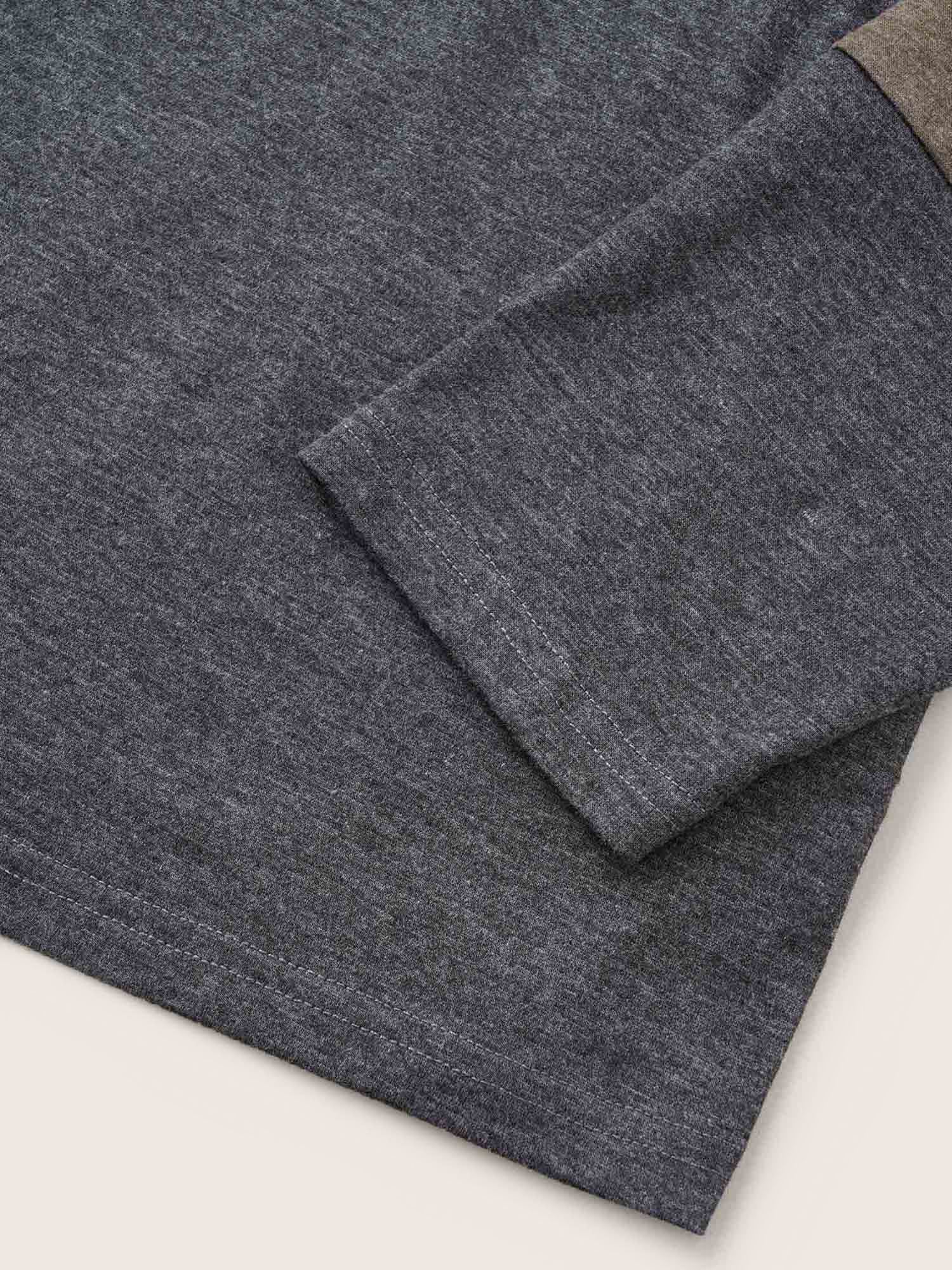 Two Tone Contrast Round Neck T-shirt - Image 6