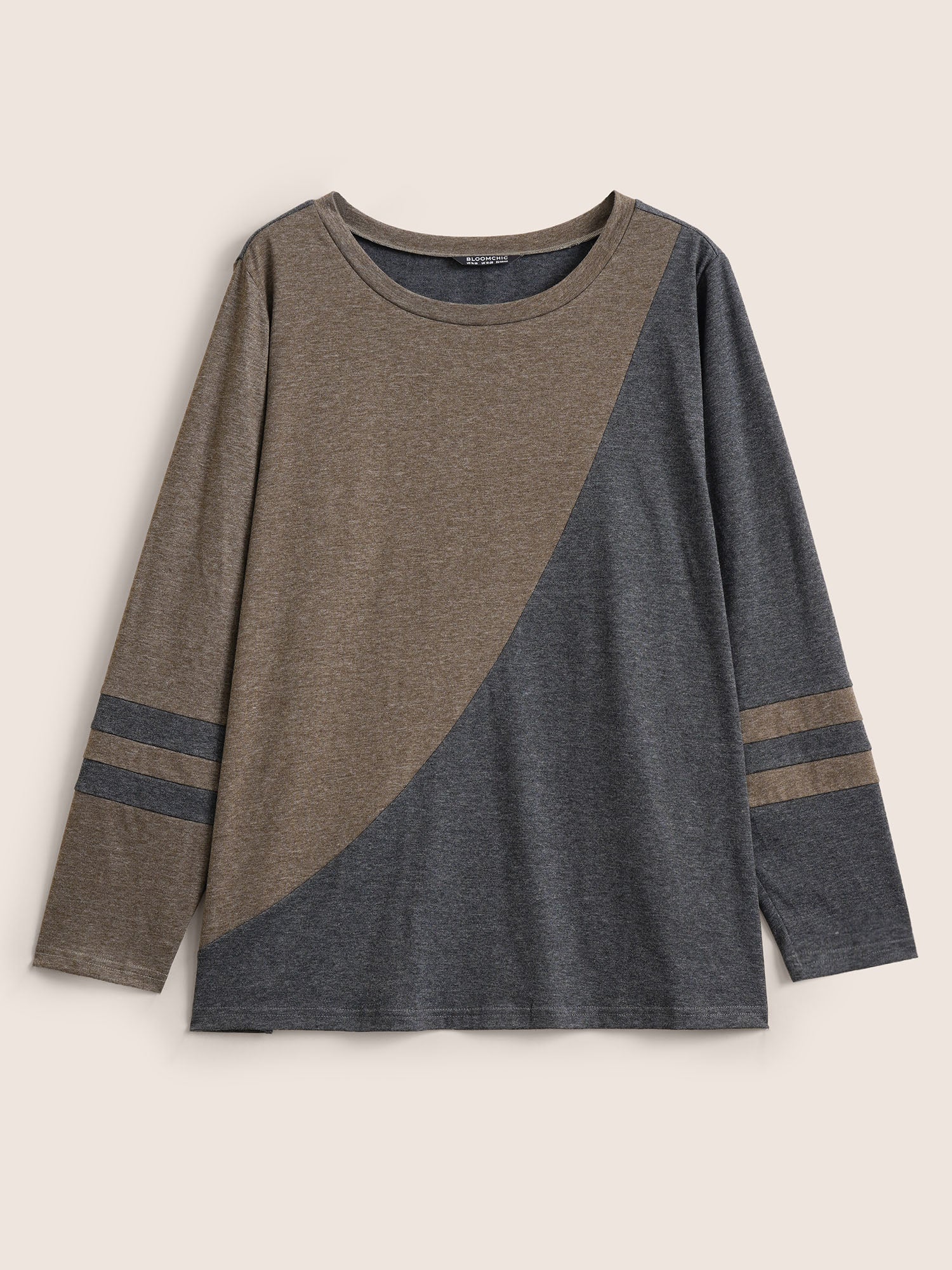 Two Tone Contrast Round Neck T-shirt - Image 7