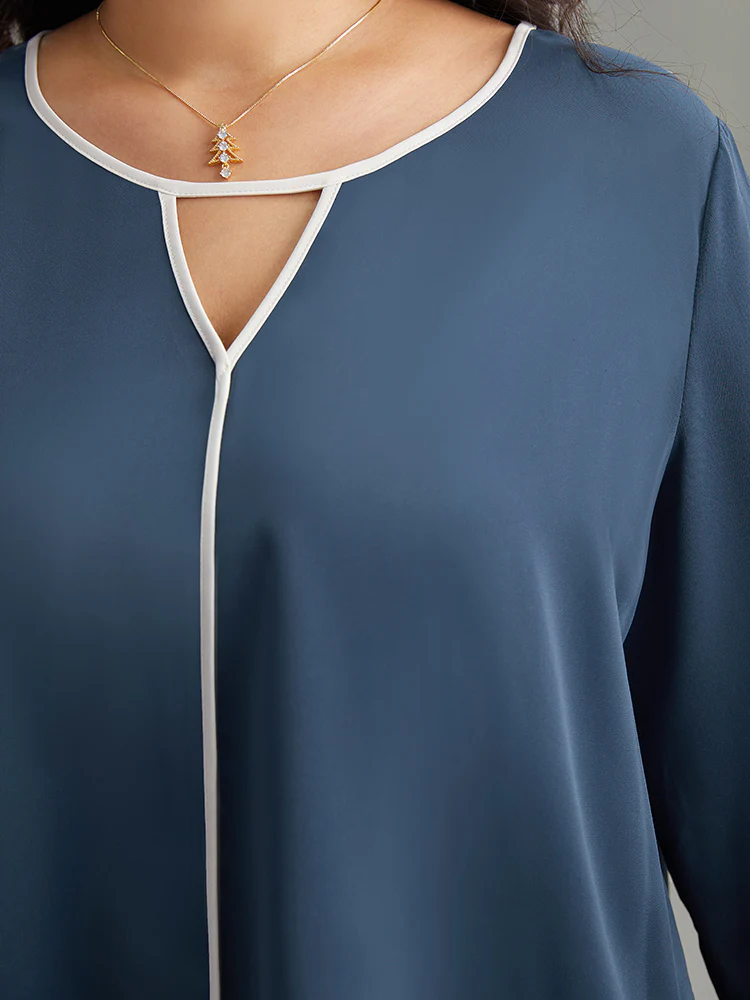 Two Tone Keyhole Bell Sleeve Blouse - Image 6