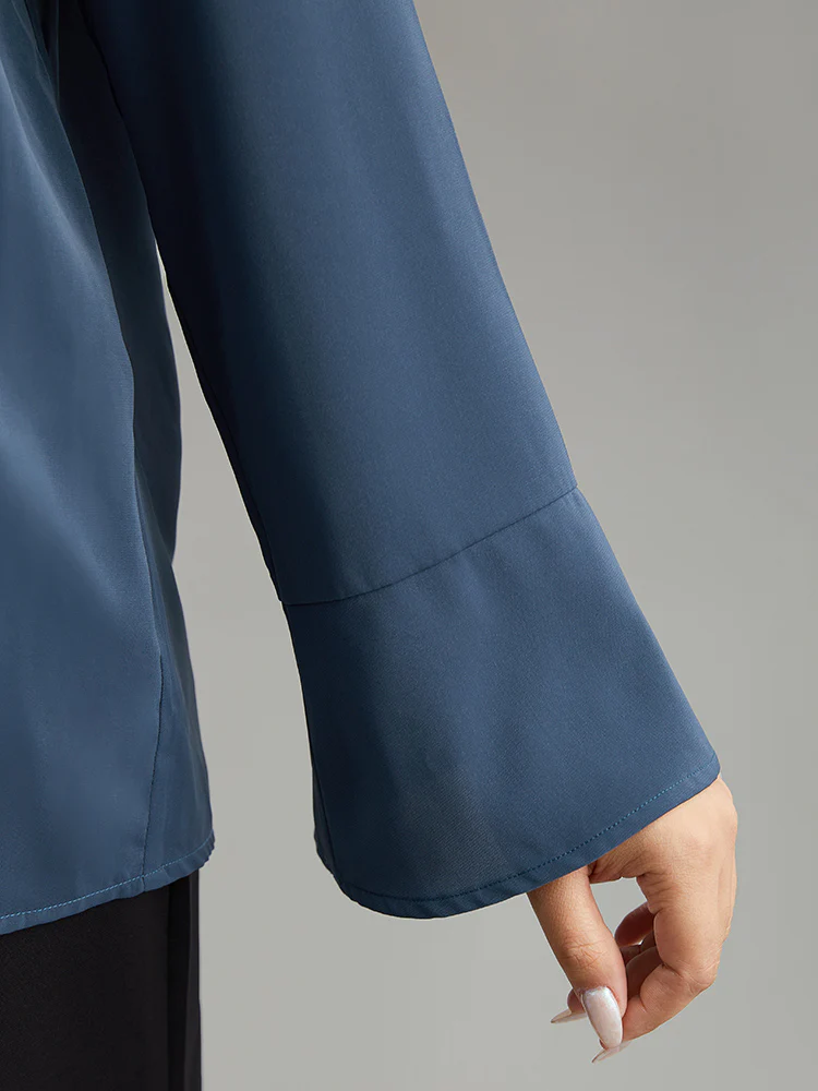 Two Tone Keyhole Bell Sleeve Blouse - Image 7