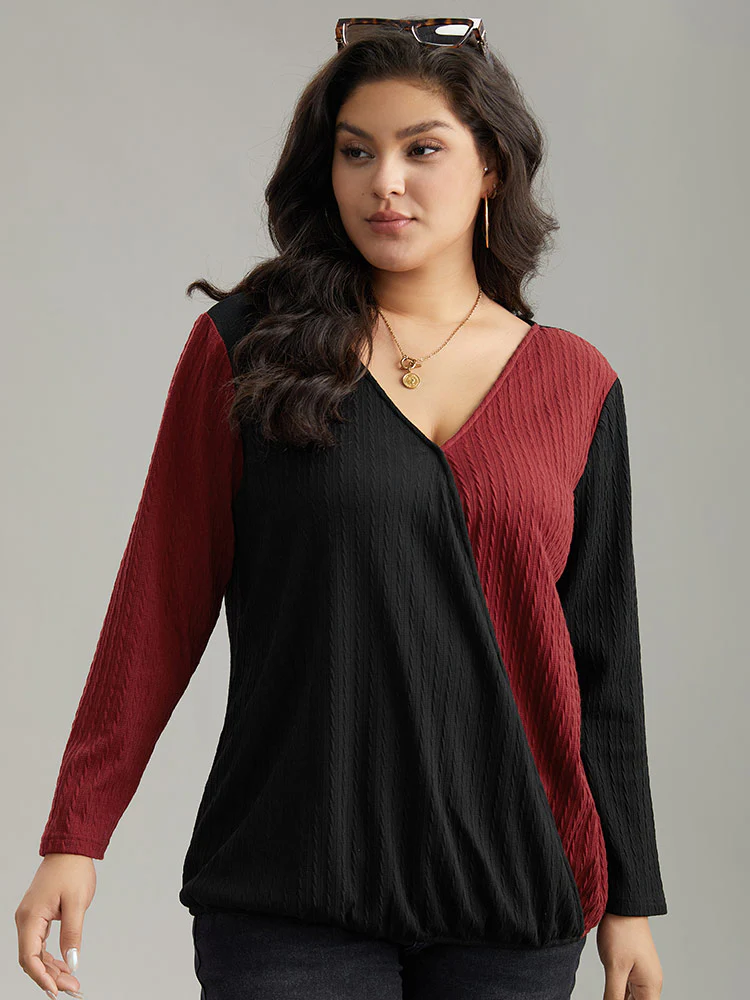 Two Tone Textured V Neck T-shirt - Image 5