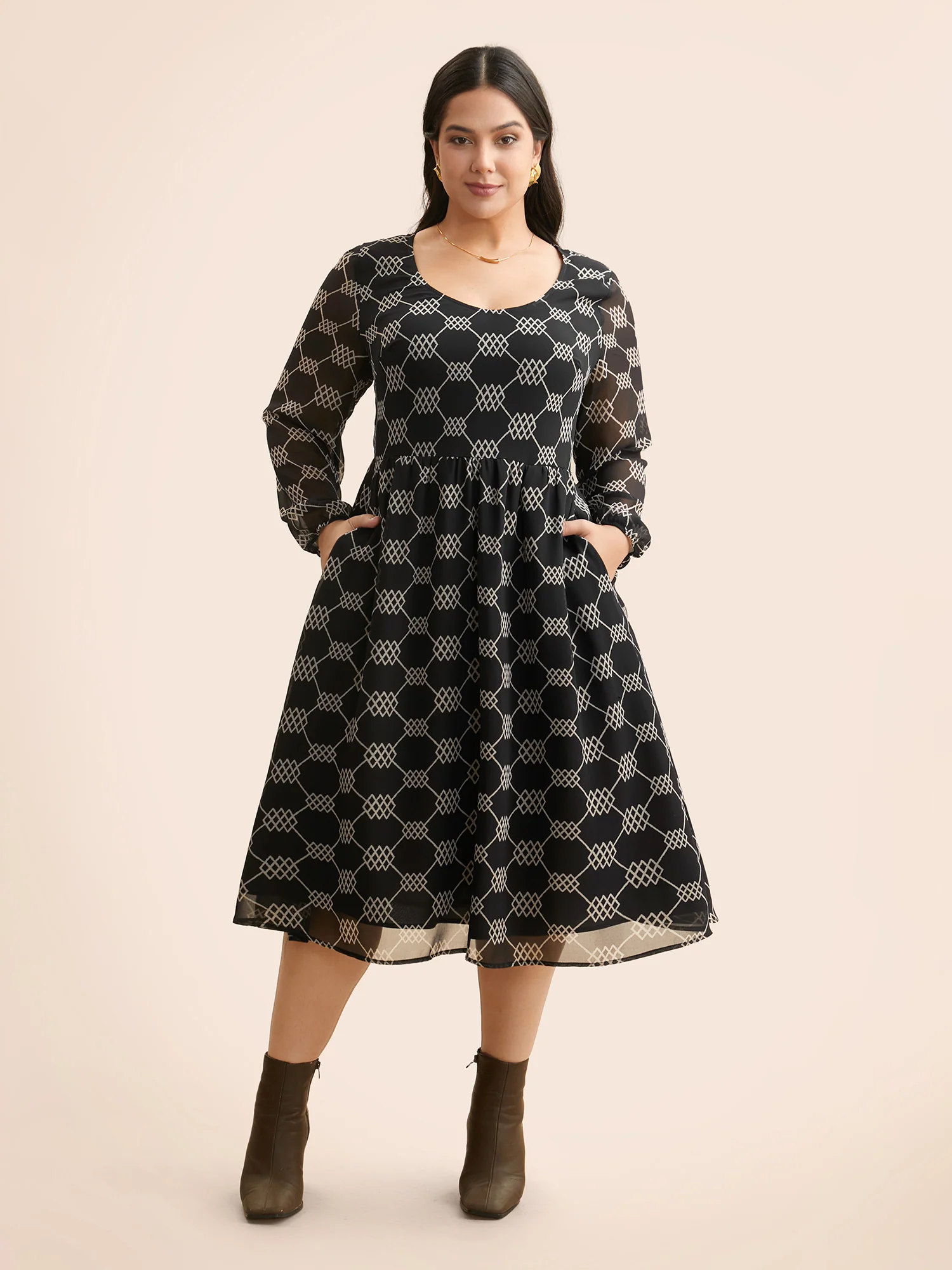 U Neck Geometric Mesh Dress - Image 3