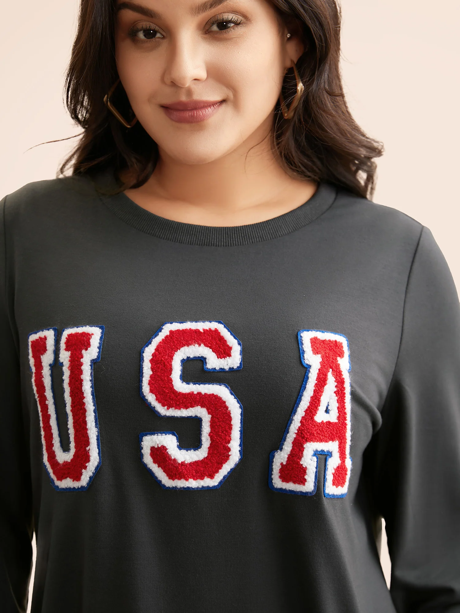 USA Embroidered Patch Round Neck Sweatshirt - Image 2