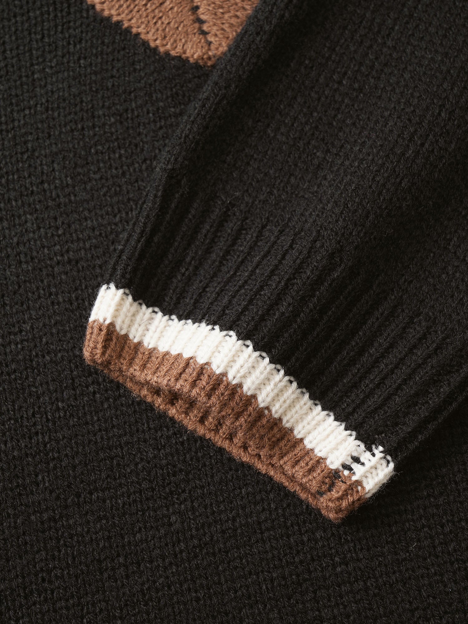 V Contrast Striped Patchwork Knit Pullover - Image 7