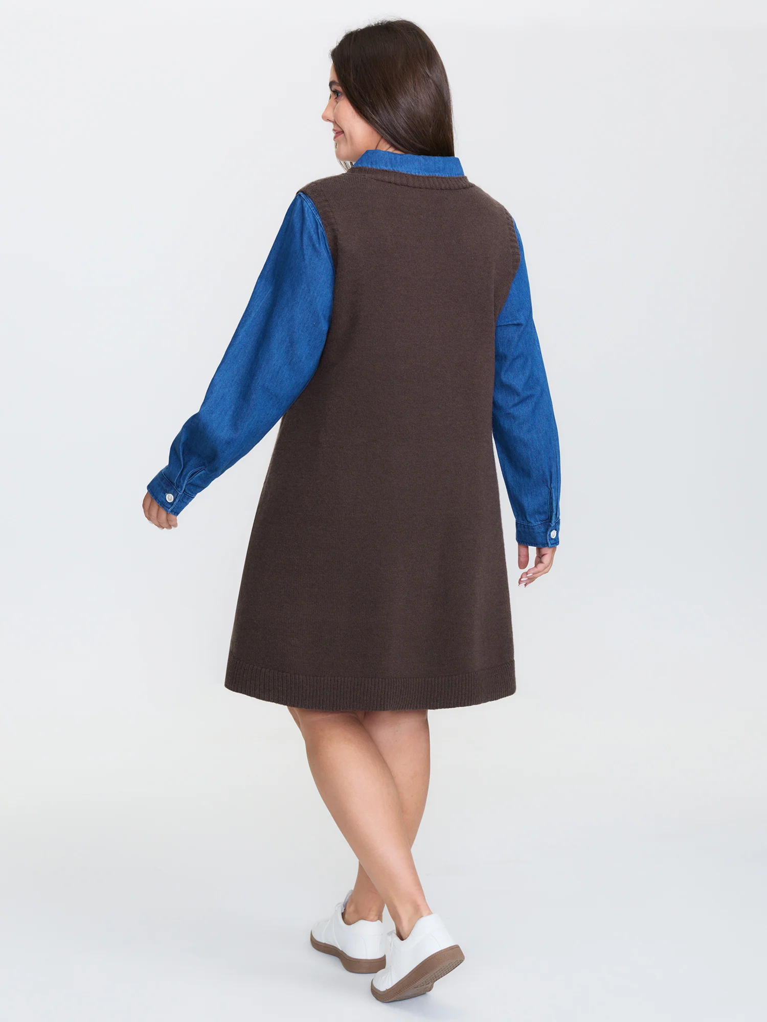 V-Neck A-Line Sleeveless Sweater Dress - Image 4