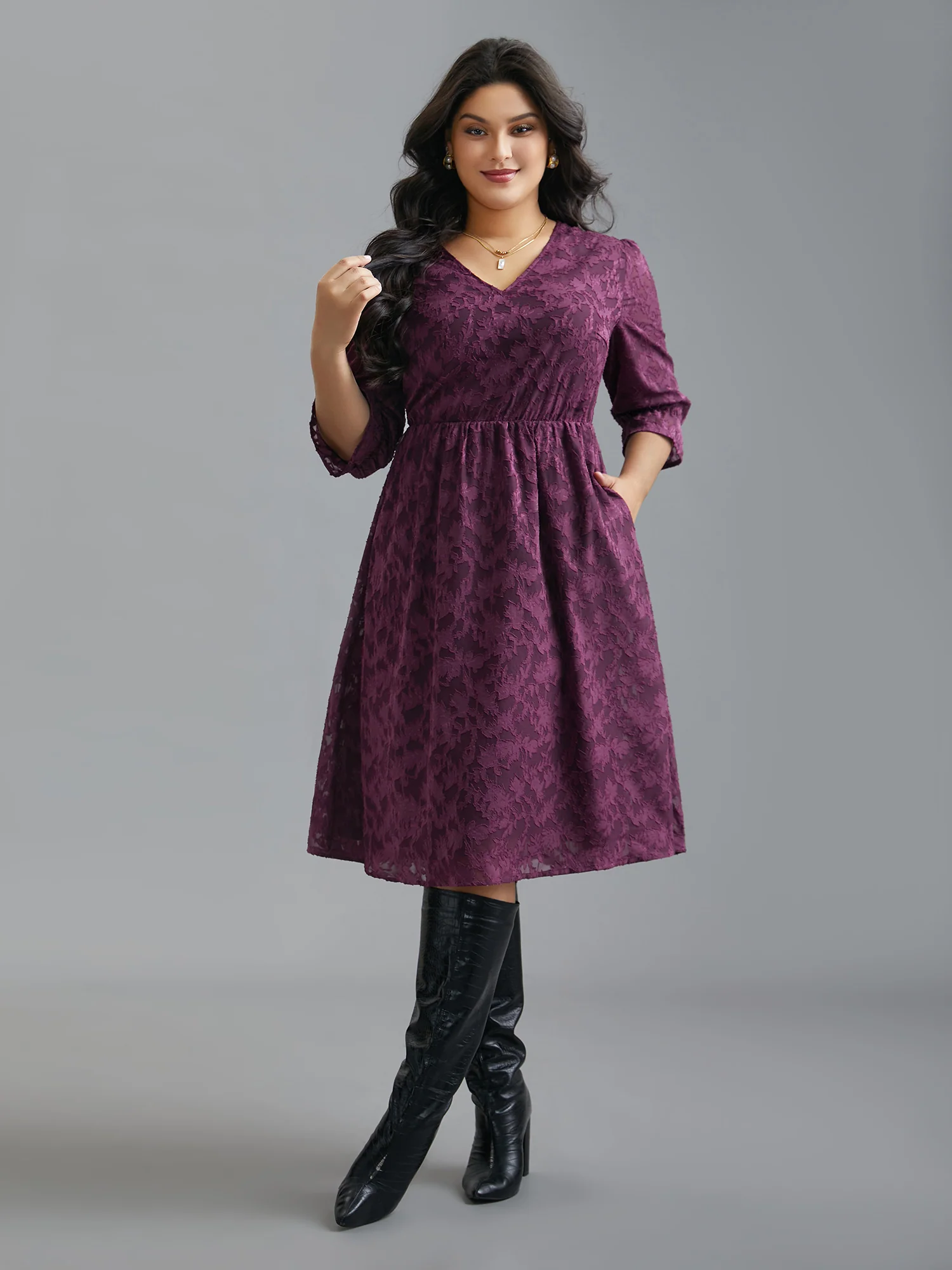 V Neck Burn-out Fabric Midi Dress - Image 2