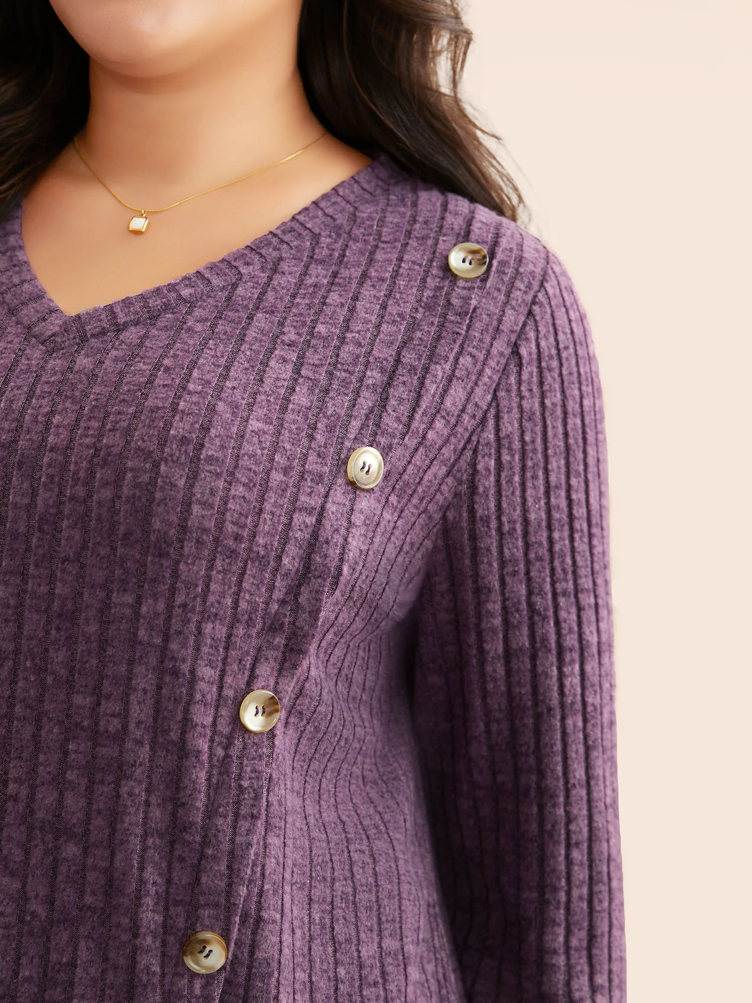 V Neck Button Detail Rib Knit T-shirt - Image 2