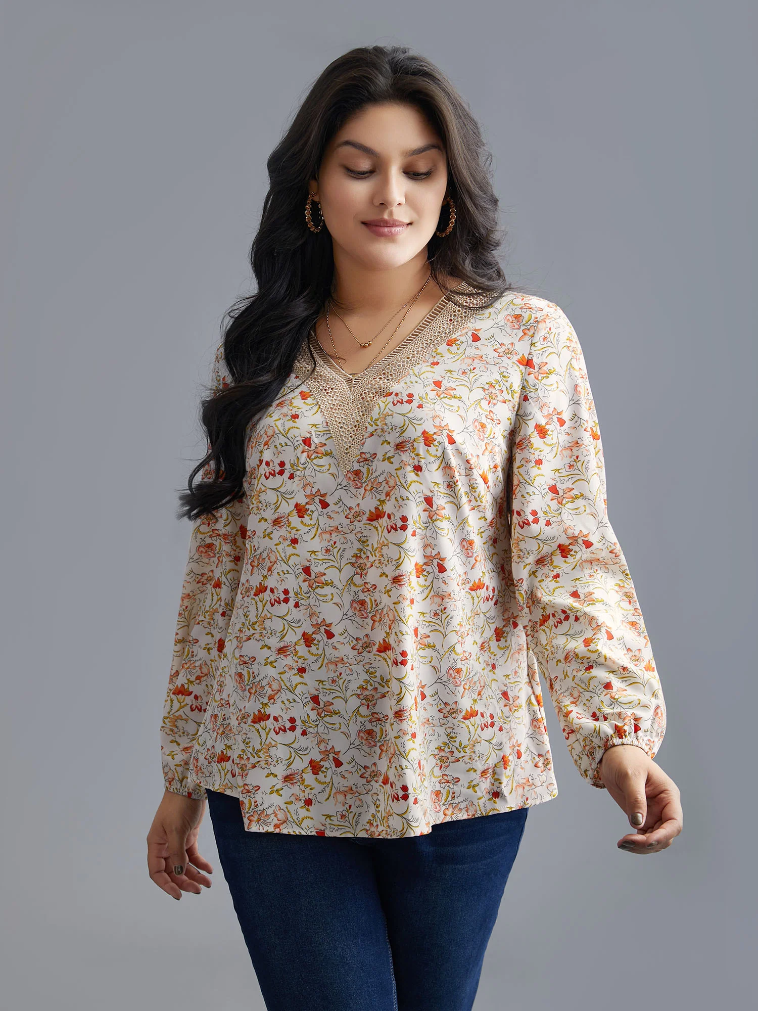 V Neck Ditsy Floral Contrast Webbing Blouse - Image 3