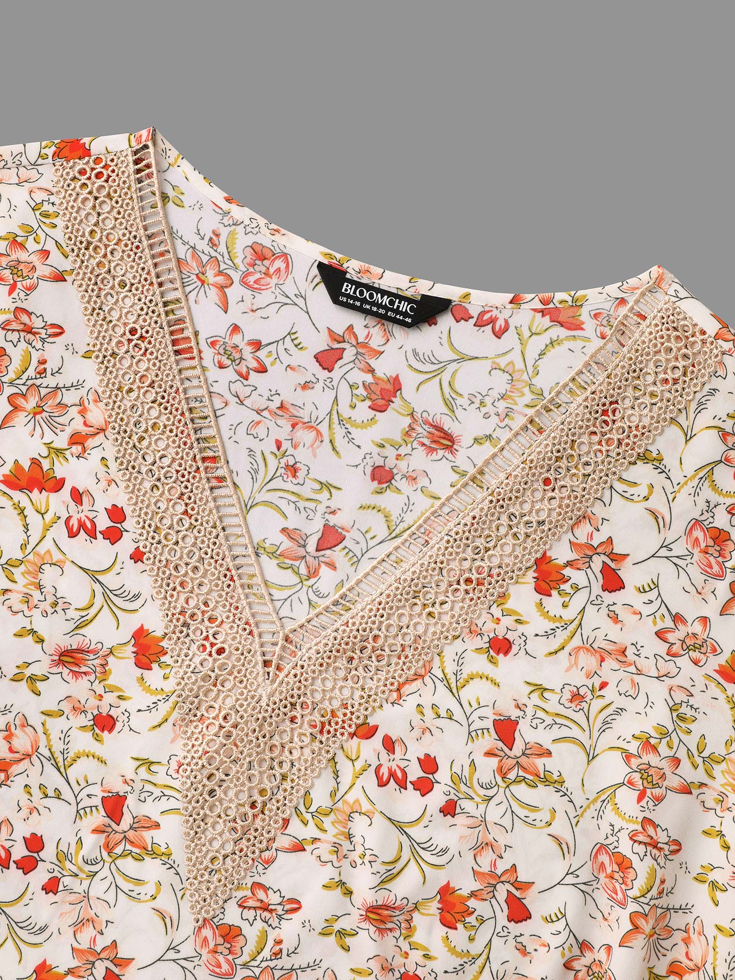 V Neck Ditsy Floral Contrast Webbing Blouse - Image 6